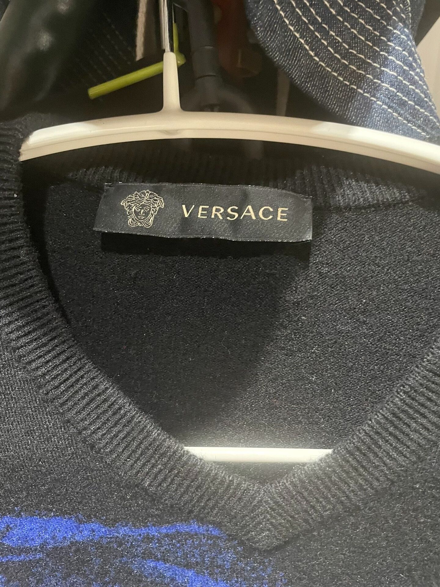 Versace Versace Black Printed Knit Sweater Size 50 Size US M / EU 48-50 / 2 - 2 Thumbnail