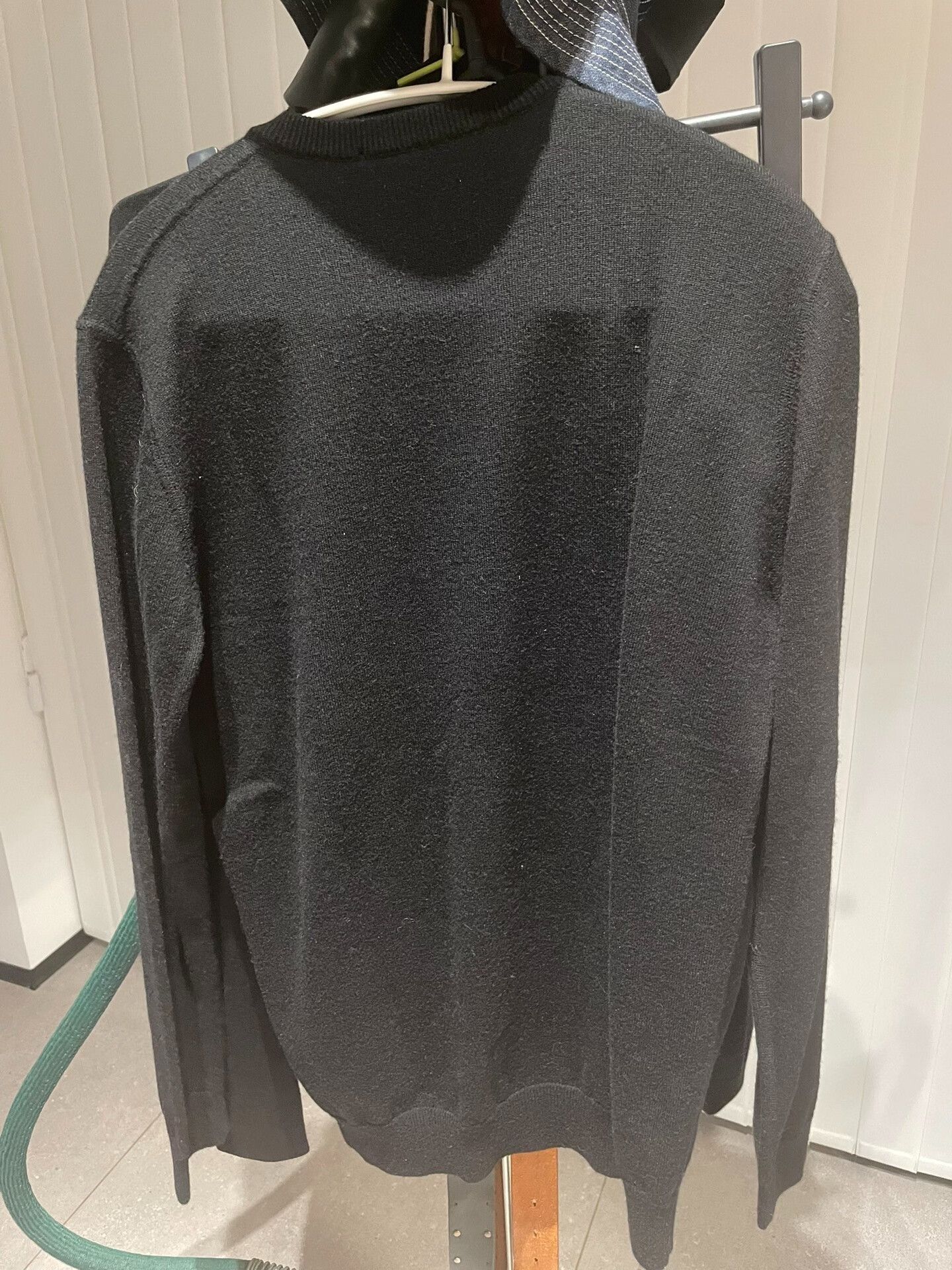 Versace Versace Black Printed Knit Sweater Size 50 Size US M / EU 48-50 / 2 - 3 Thumbnail