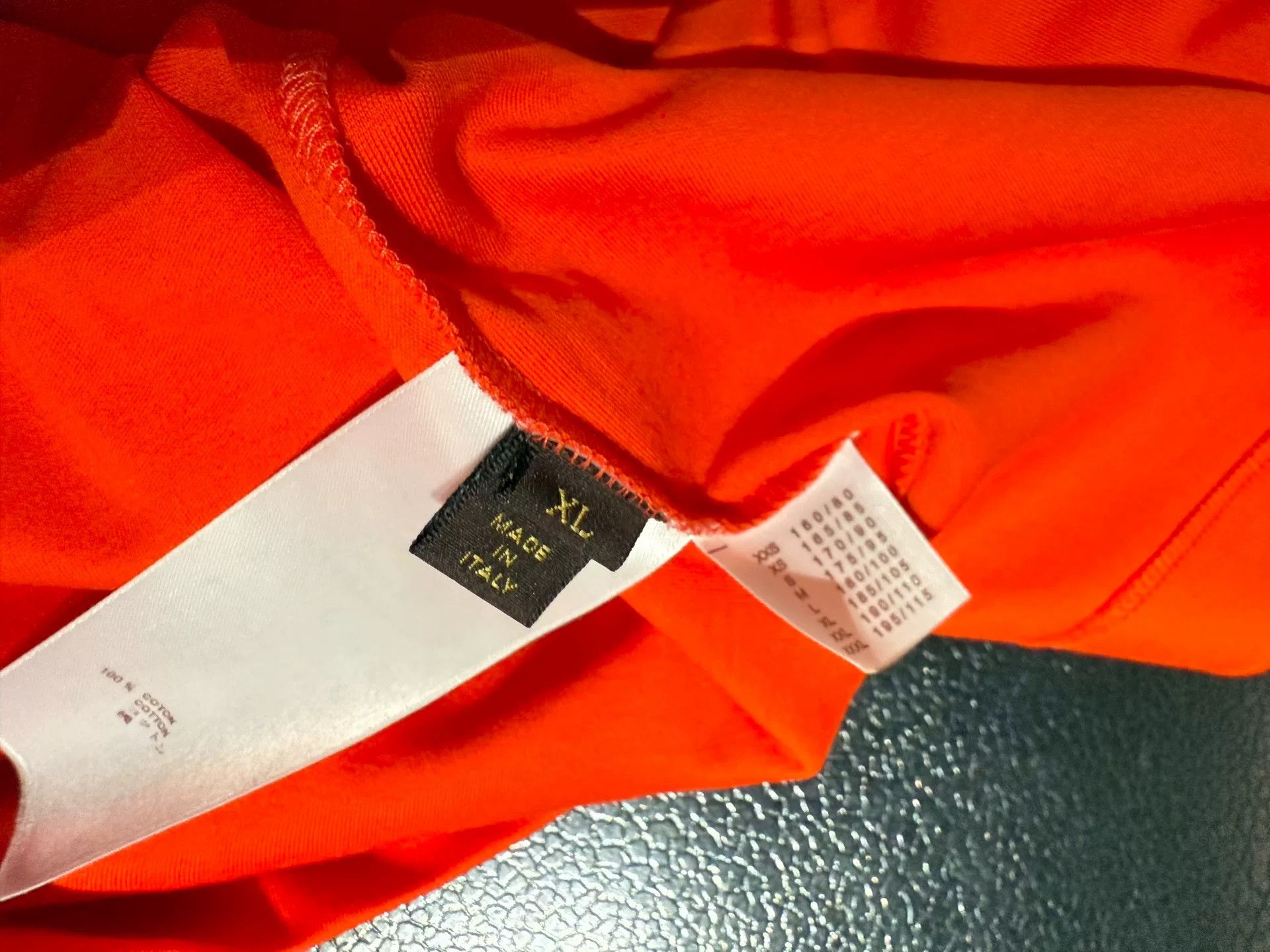 Louis Vuitton Louis Vuitton Orange Short Sleeve T-Shirt Size US XL / EU 56 / 4 - 4 Thumbnail