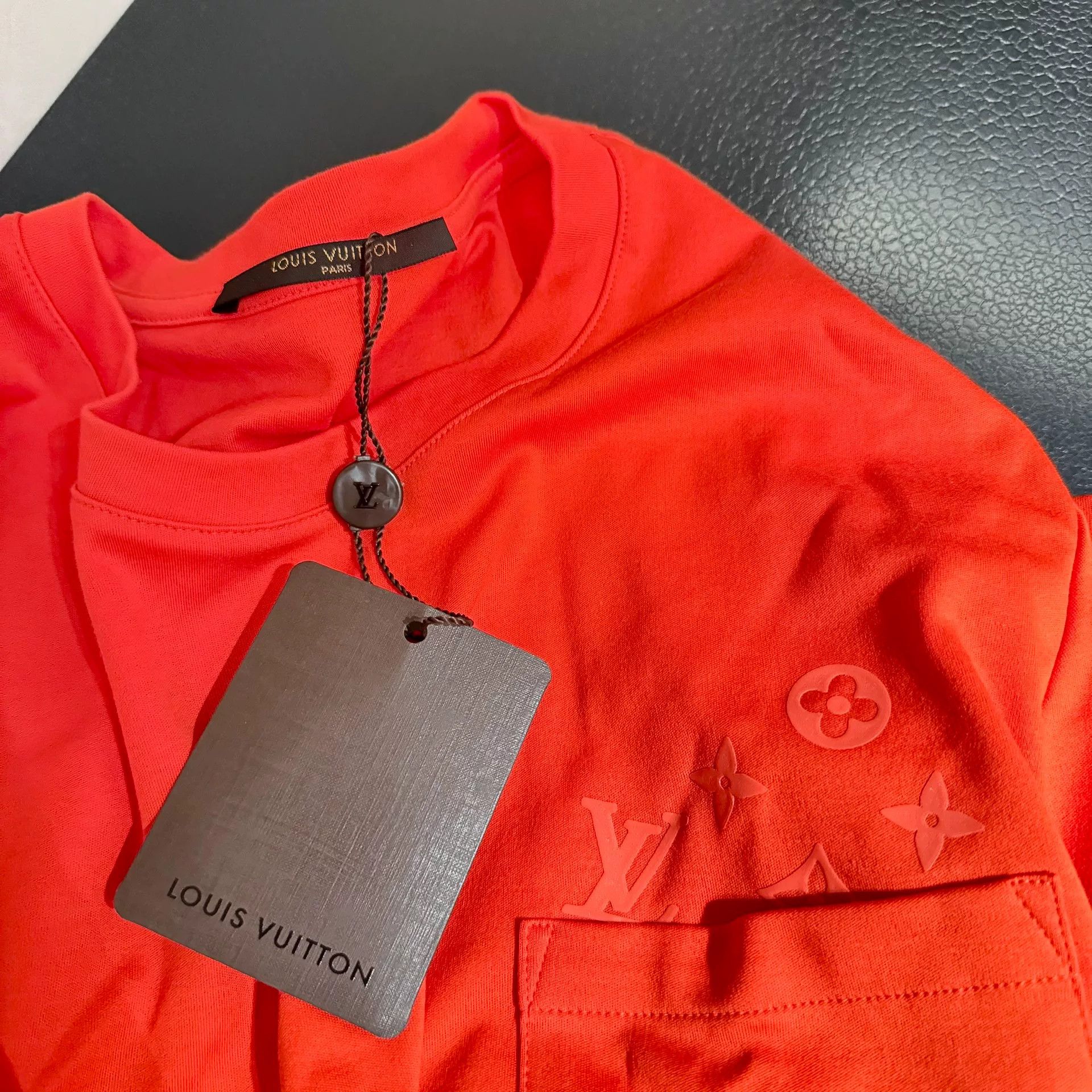 Louis Vuitton Louis Vuitton Orange Short Sleeve T-Shirt Size US XL / EU 56 / 4 - 3 Thumbnail