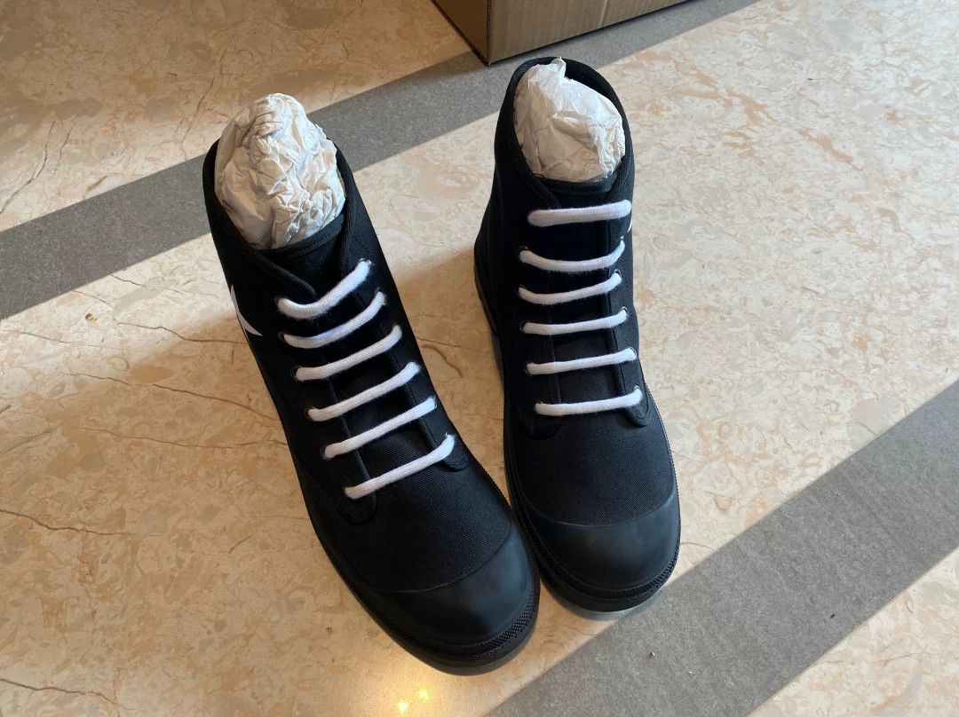 Givenchy Givenchy Men’s High-Top Sneakers Size 42.5 Size US 9.5 / EU 42-43 - 2 Thumbnail