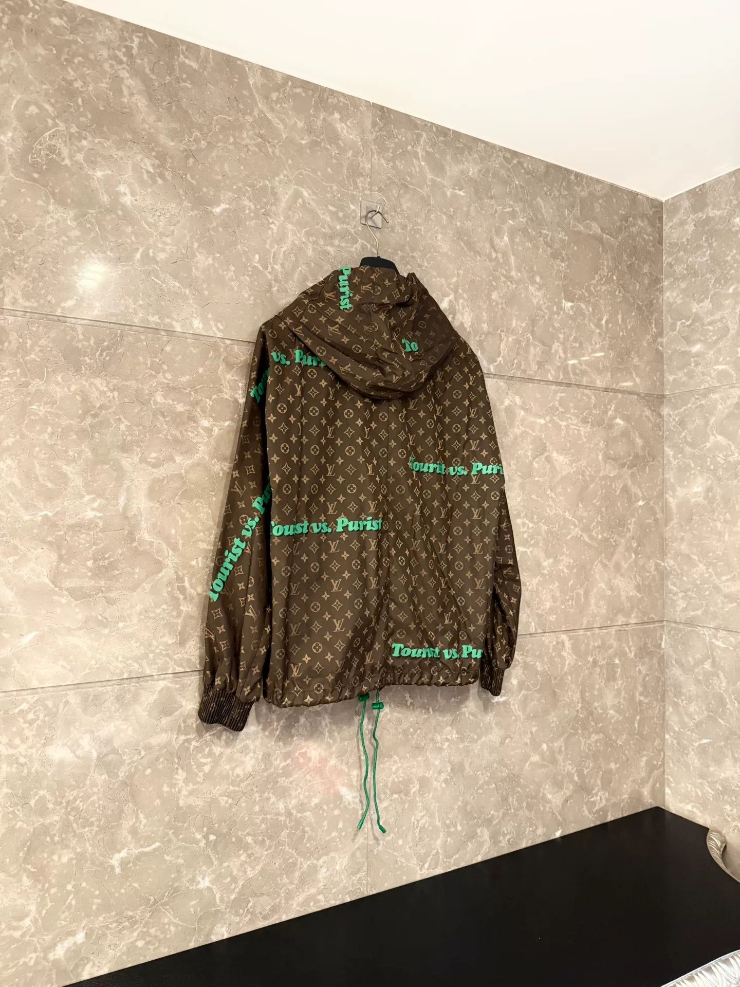 Louis Vuitton Louis Vuitton Waterproof Hoodie Jacket 21FW Size US S / EU 44-46 / 1 - 2 Thumbnail
