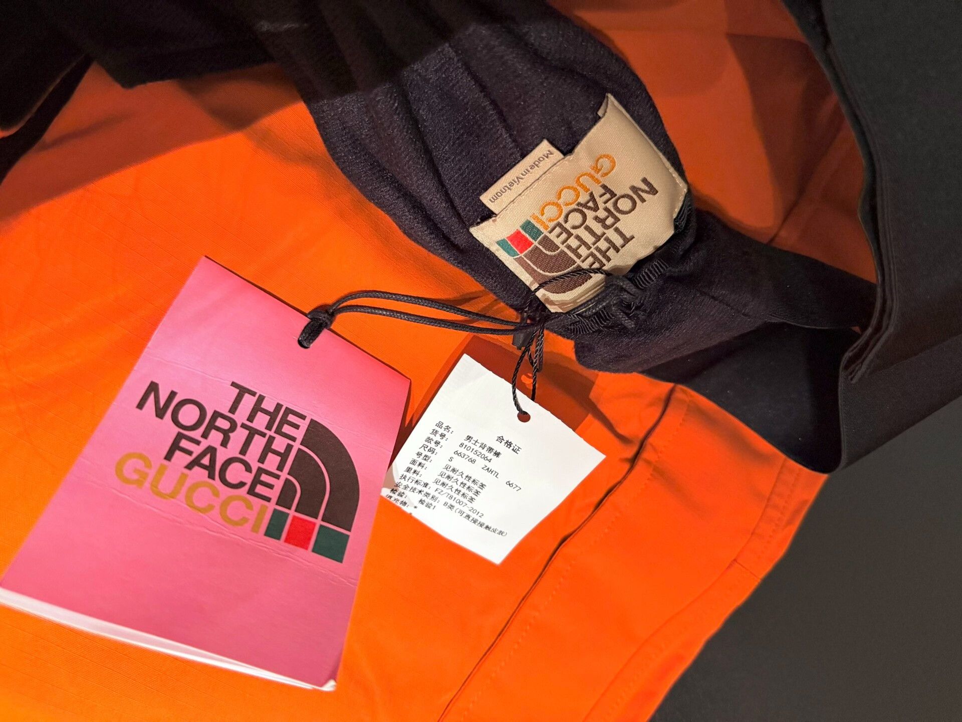Gucci Gucci x The North Face Orange Snow Pants Size US 26 / EU 42 - 3 Thumbnail