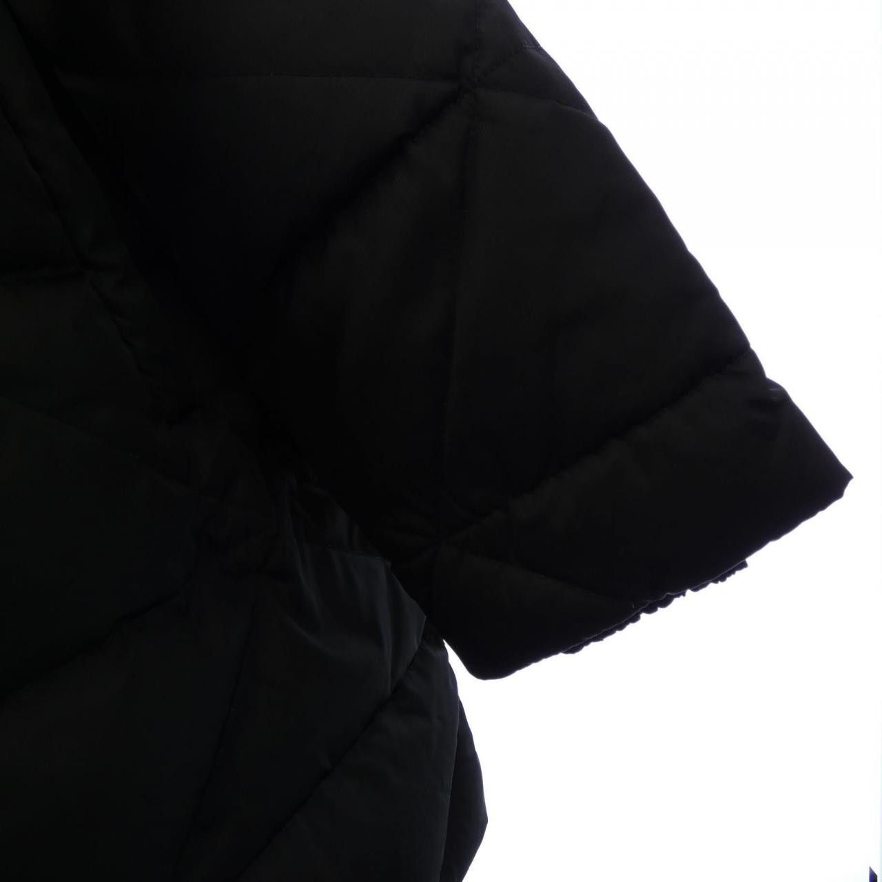 Prada Prada Prada SGC042 S222 1WQ8 Re-Nylon Down Coat Textile Outerwear SGC042 S222 1WQ8 DUTY FREE for USA Size ONE SIZE - 6 Thumbnail