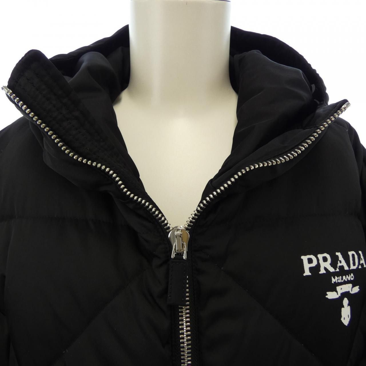 Prada Prada Prada SGC042 S222 1WQ8 Re-Nylon Down Coat Textile Outerwear SGC042 S222 1WQ8 DUTY FREE for USA Size ONE SIZE - 5 Thumbnail