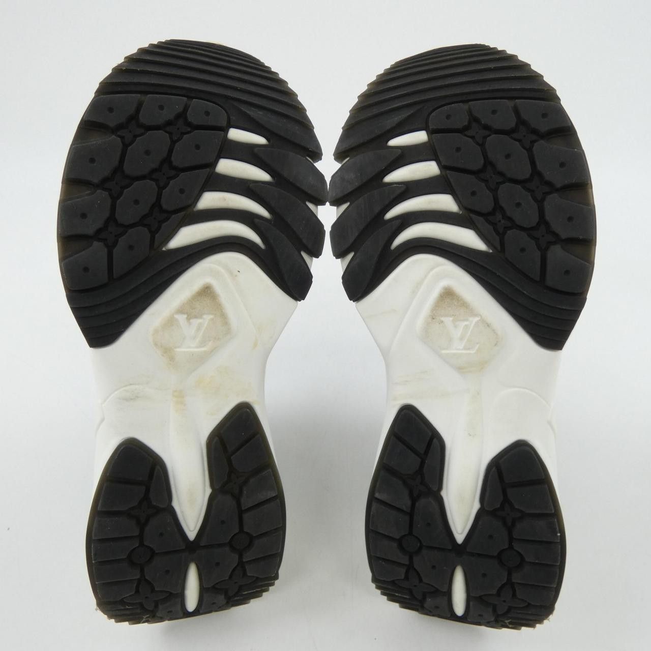 Louis Vuitton Louis Vuitton Louis Vuitton LV Circle Sneaker Textile Shoes DUTY FREE for USA Size ONE SIZE - 4 Thumbnail
