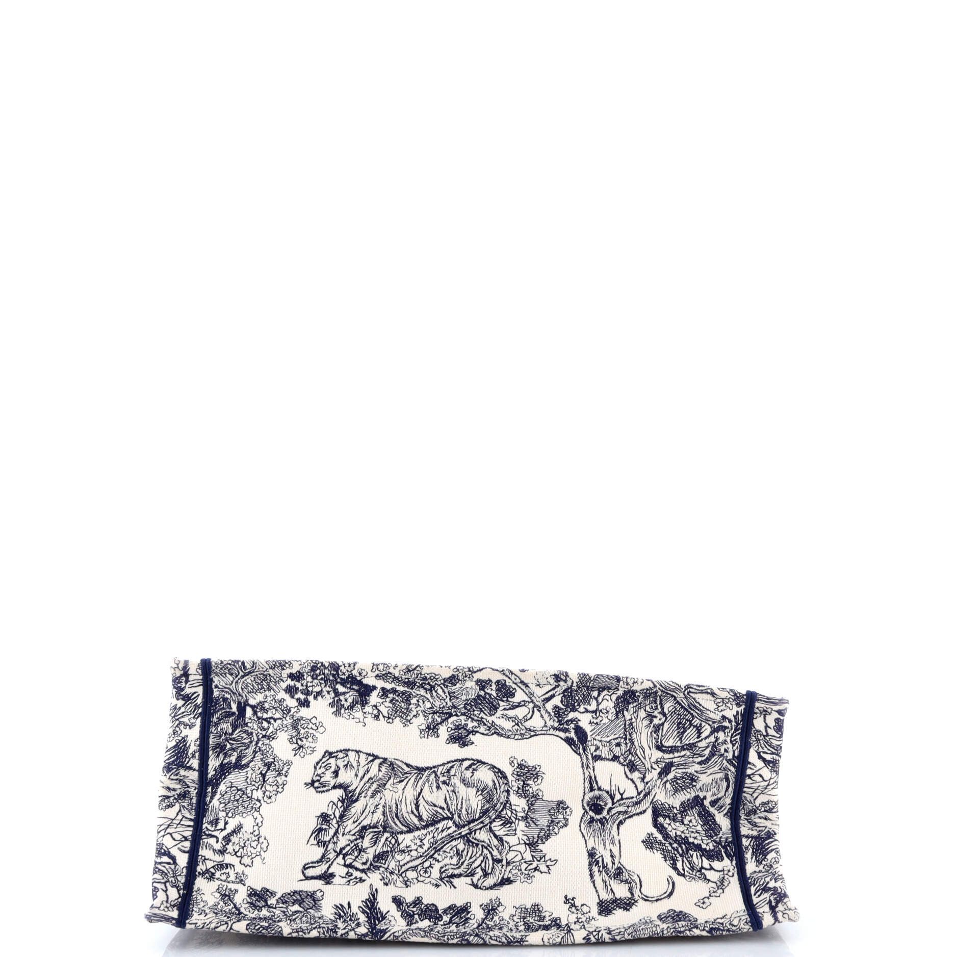 Dior Book Tote Size ONE SIZE - 4 Thumbnail