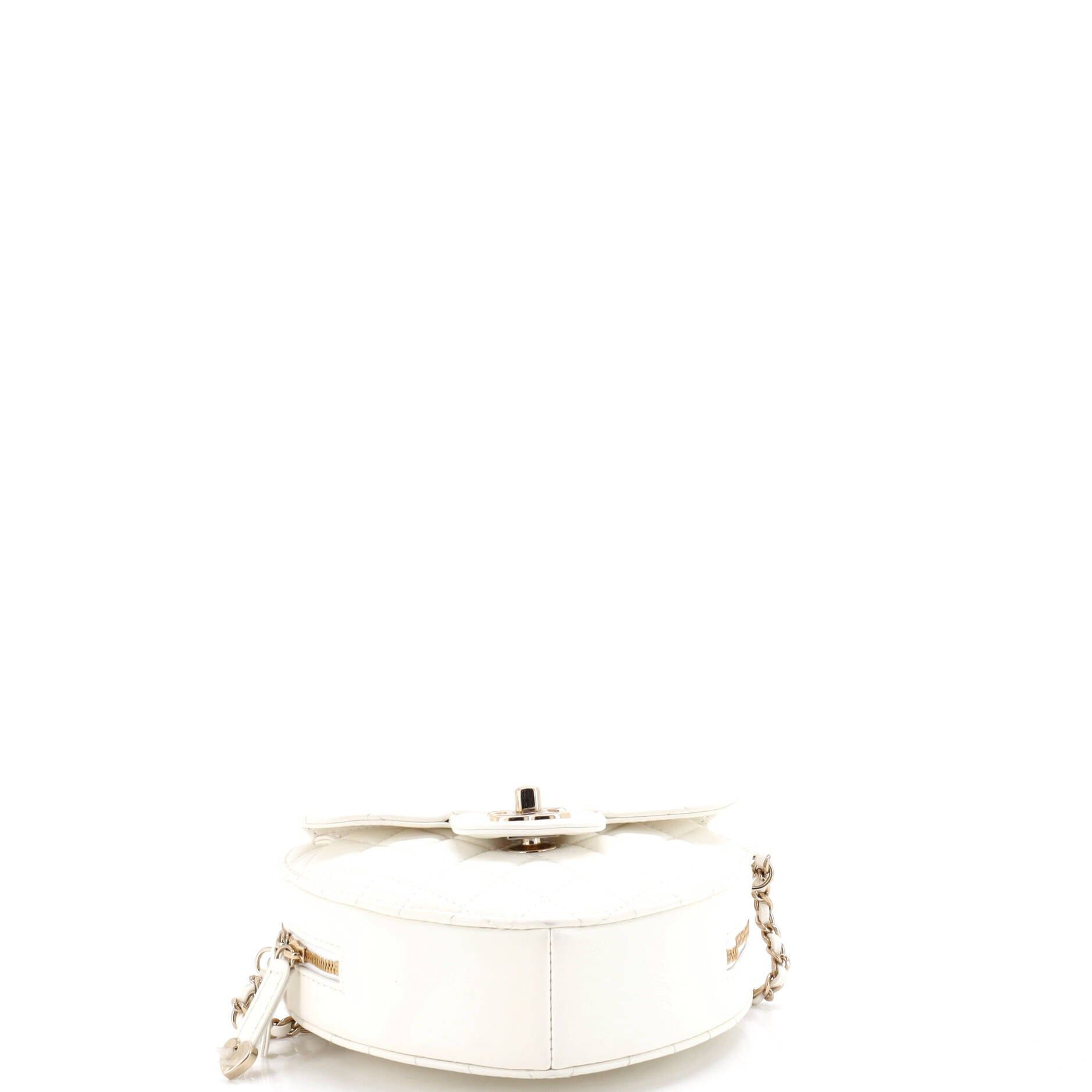 Chanel CC in Love Heart Bag Size ONE SIZE - 4 Thumbnail