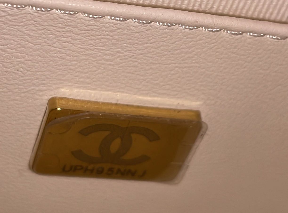 Chanel CC in Love Heart Bag Size ONE SIZE - 6 Thumbnail
