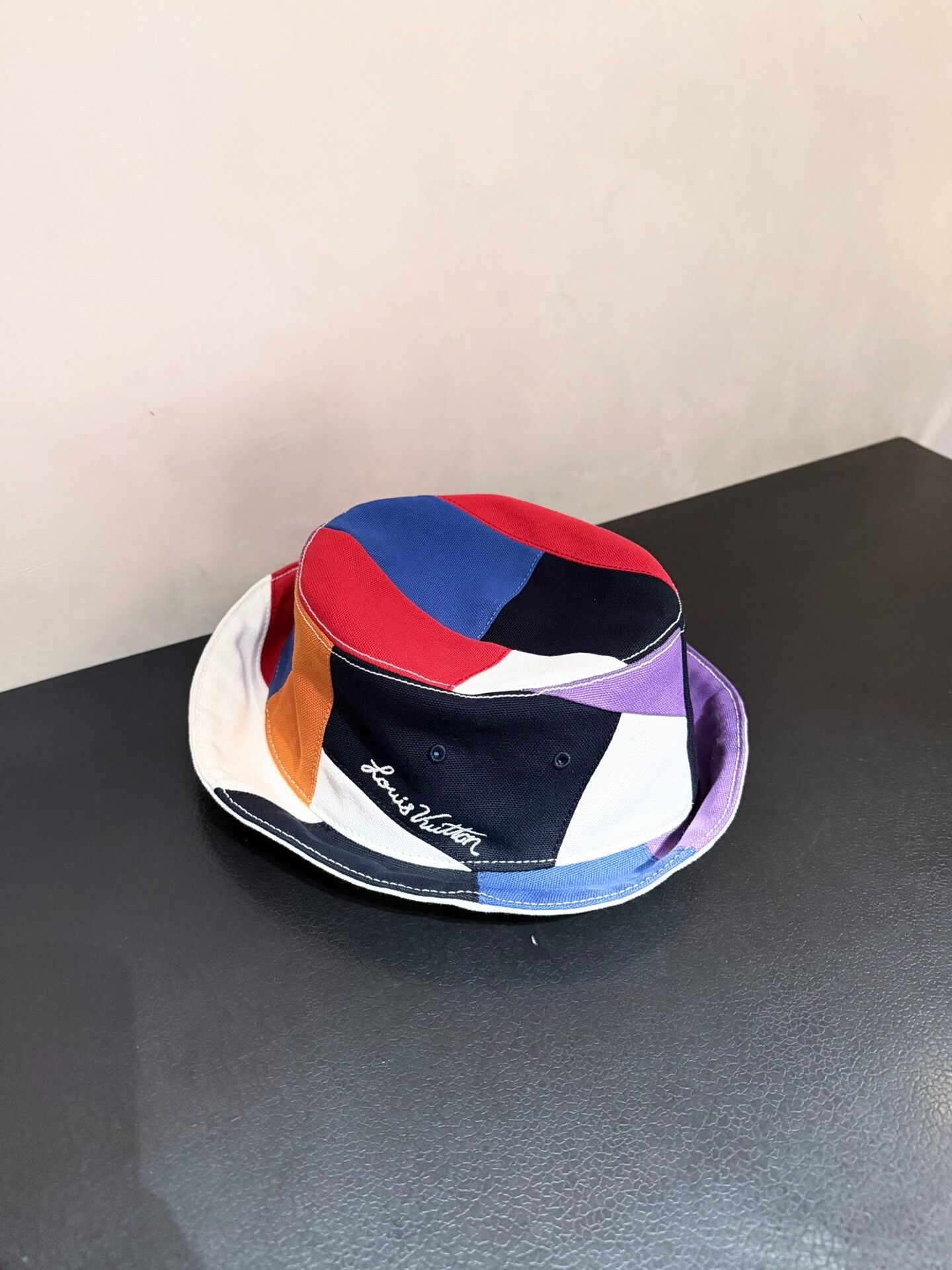 Louis Vuitton Louis Vuitton Color Block Fisherman Hat Size ONE SIZE - 2 Thumbnail