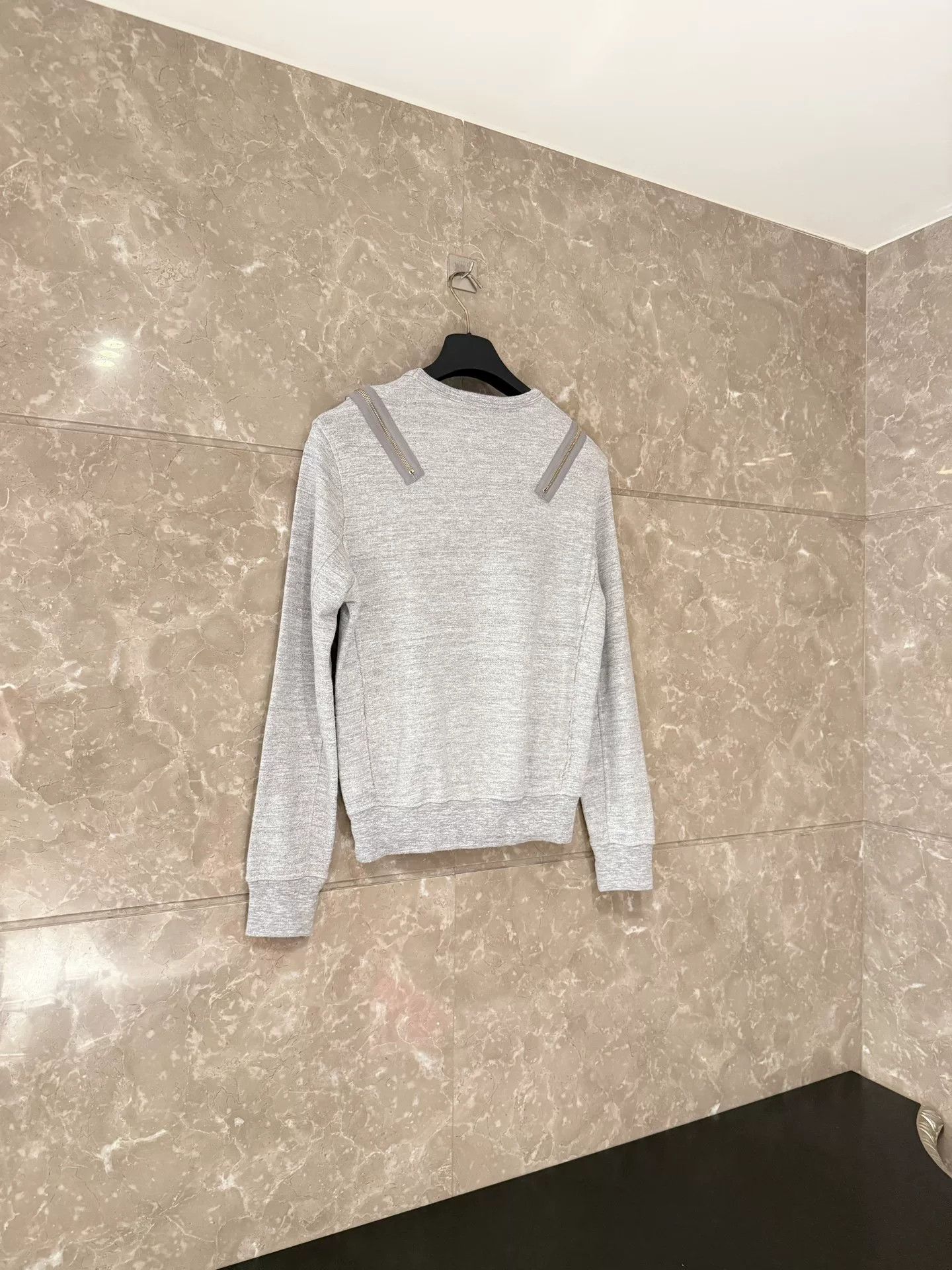 Alexander McQueen Alexander McQueen Gray Knitted Sweater Size XS / US 0-2 / IT 36-38 - 2 Thumbnail
