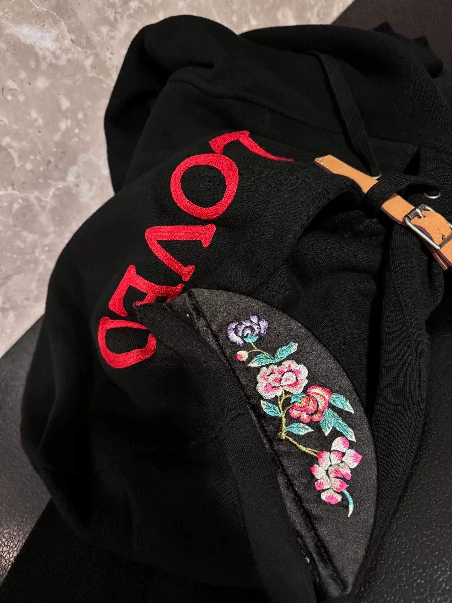 Gucci Gucci Hooded Sweatshirt with Embroidery Size US M / EU 48-50 / 2 - 3 Thumbnail