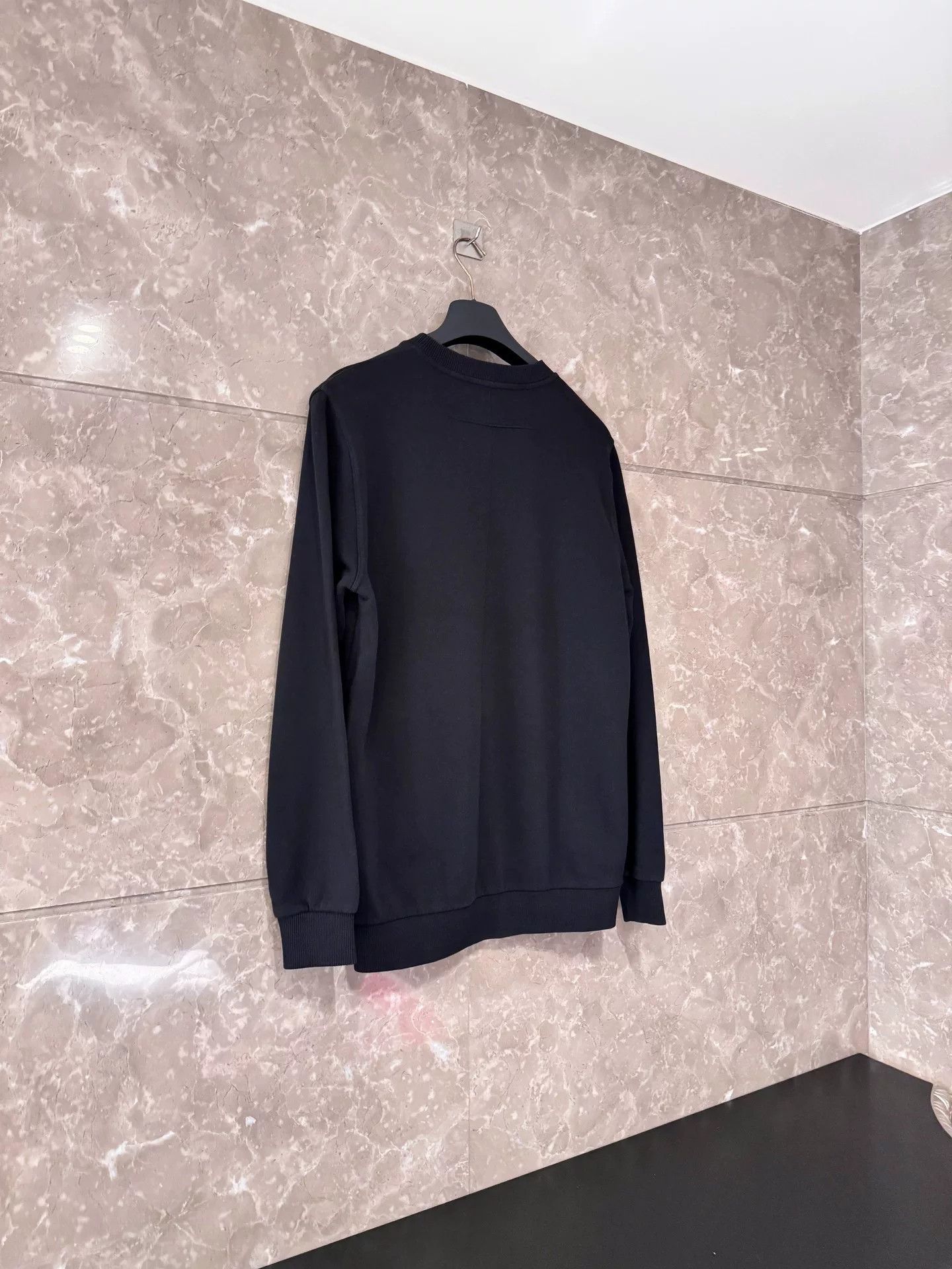 Givenchy Givenchy Black Oversized Hoodie Size XS / US 0-2 / IT 36-38 - 2 Thumbnail