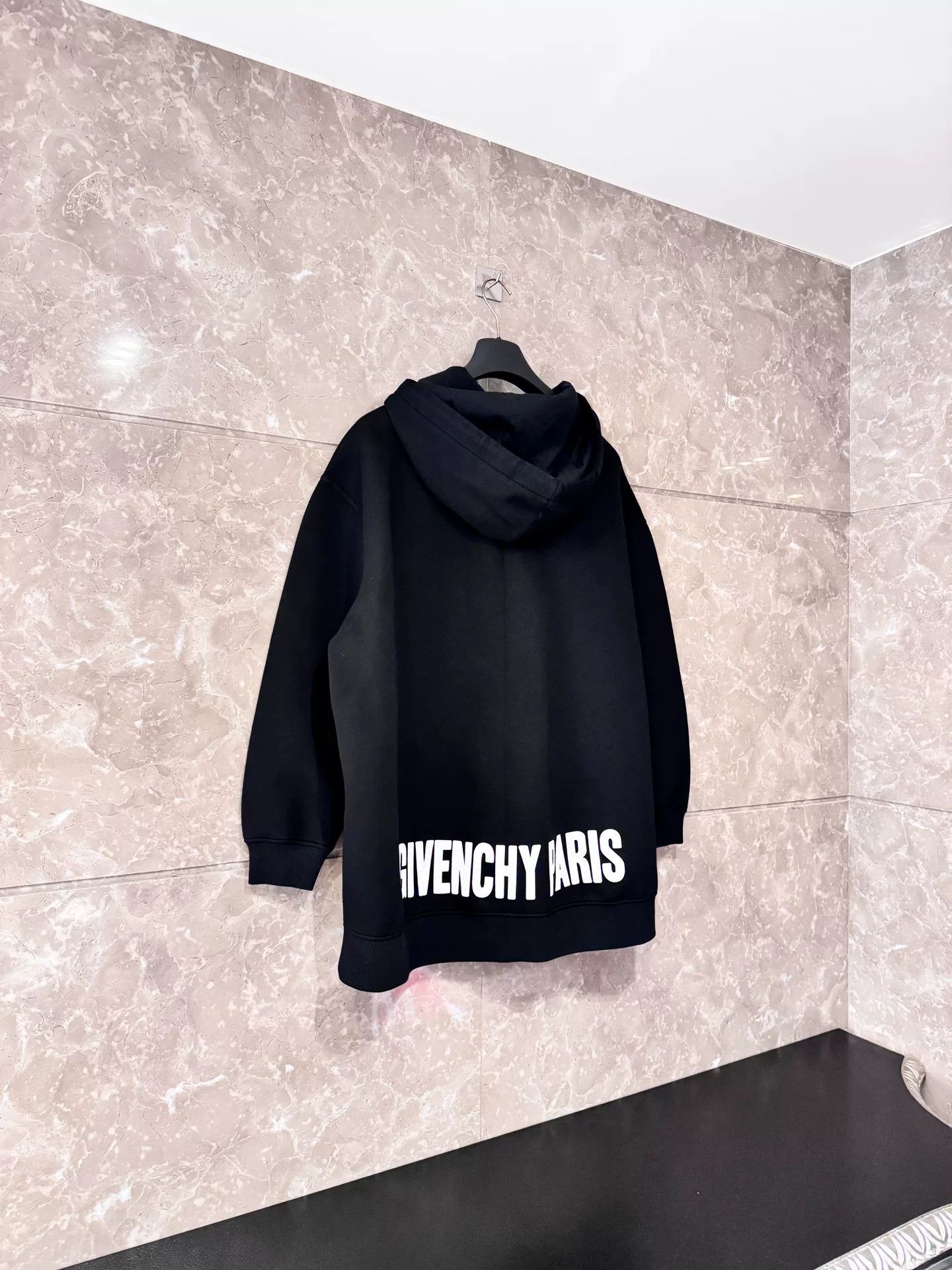 Givenchy Givenchy Black Oversized Sweatshirt Jacket Size XS / US 0-2 / IT 36-38 - 2 Thumbnail