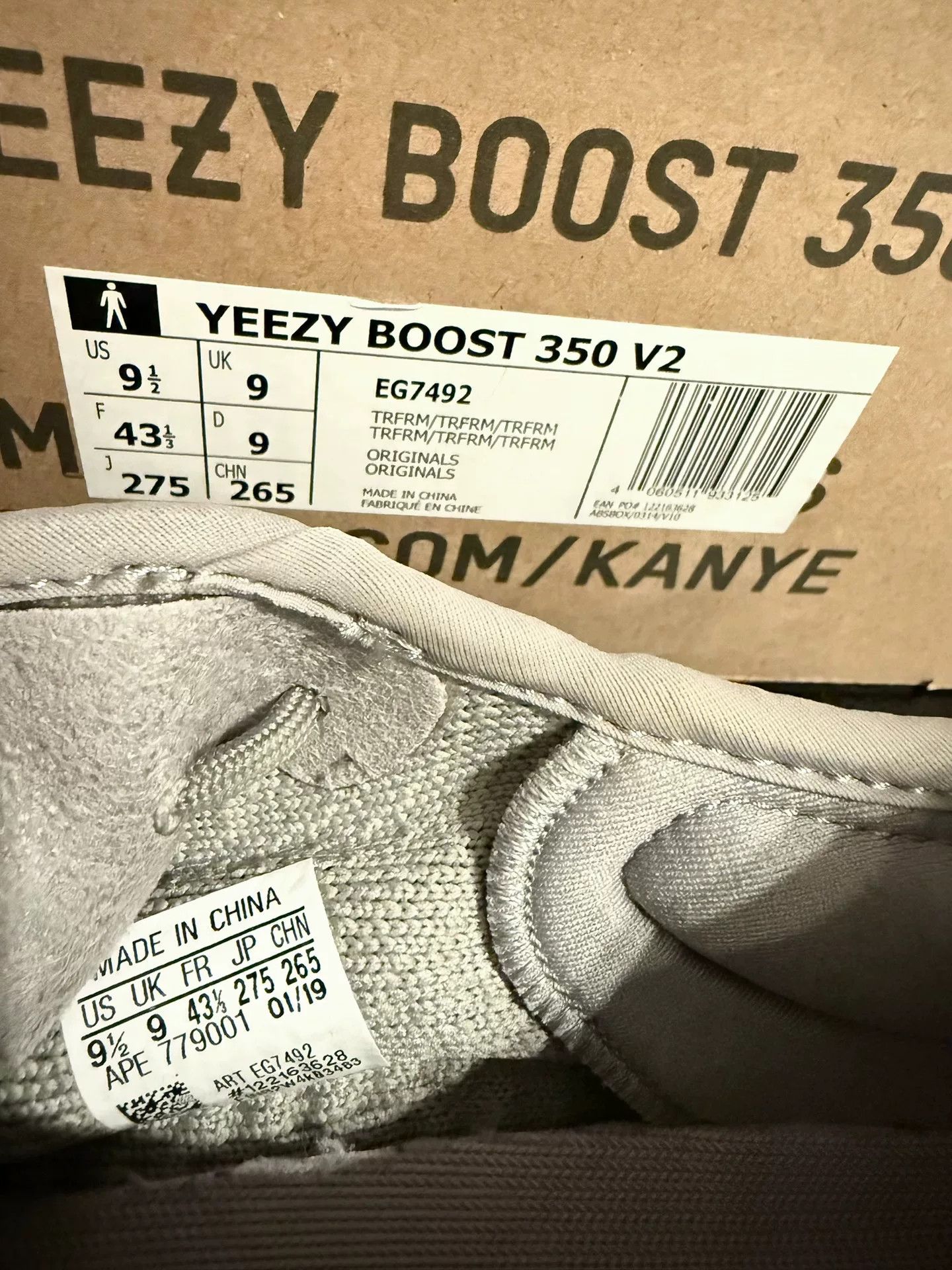 Yeezy Yeezy Boost 350 V2 Gray Orange 3.0 Size US 10 / EU 43 - 4 Thumbnail