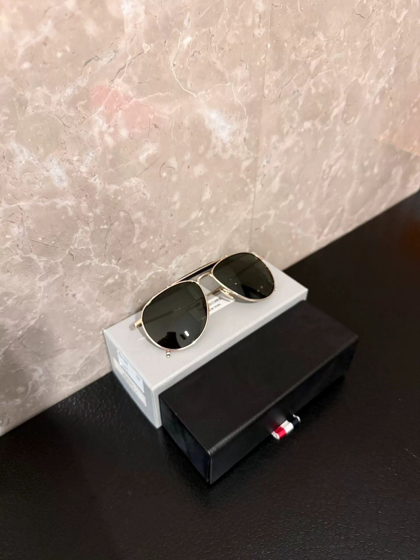 Thom Browne Thom Browne Gold-Peaked Pilot Sunglasses Size ONE SIZE - 2 Thumbnail