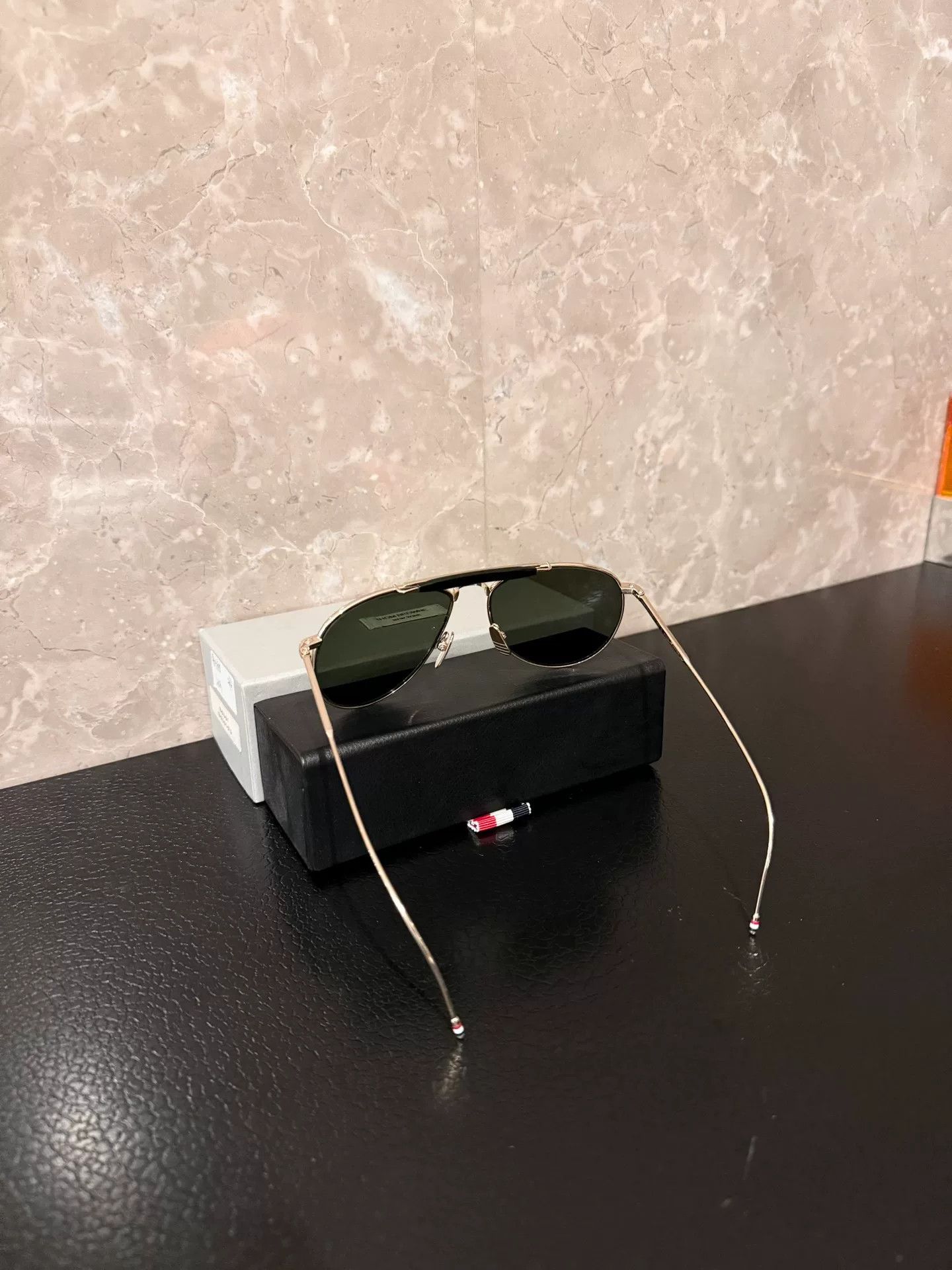 Thom Browne Thom Browne Gold-Peaked Pilot Sunglasses Size ONE SIZE - 3 Thumbnail