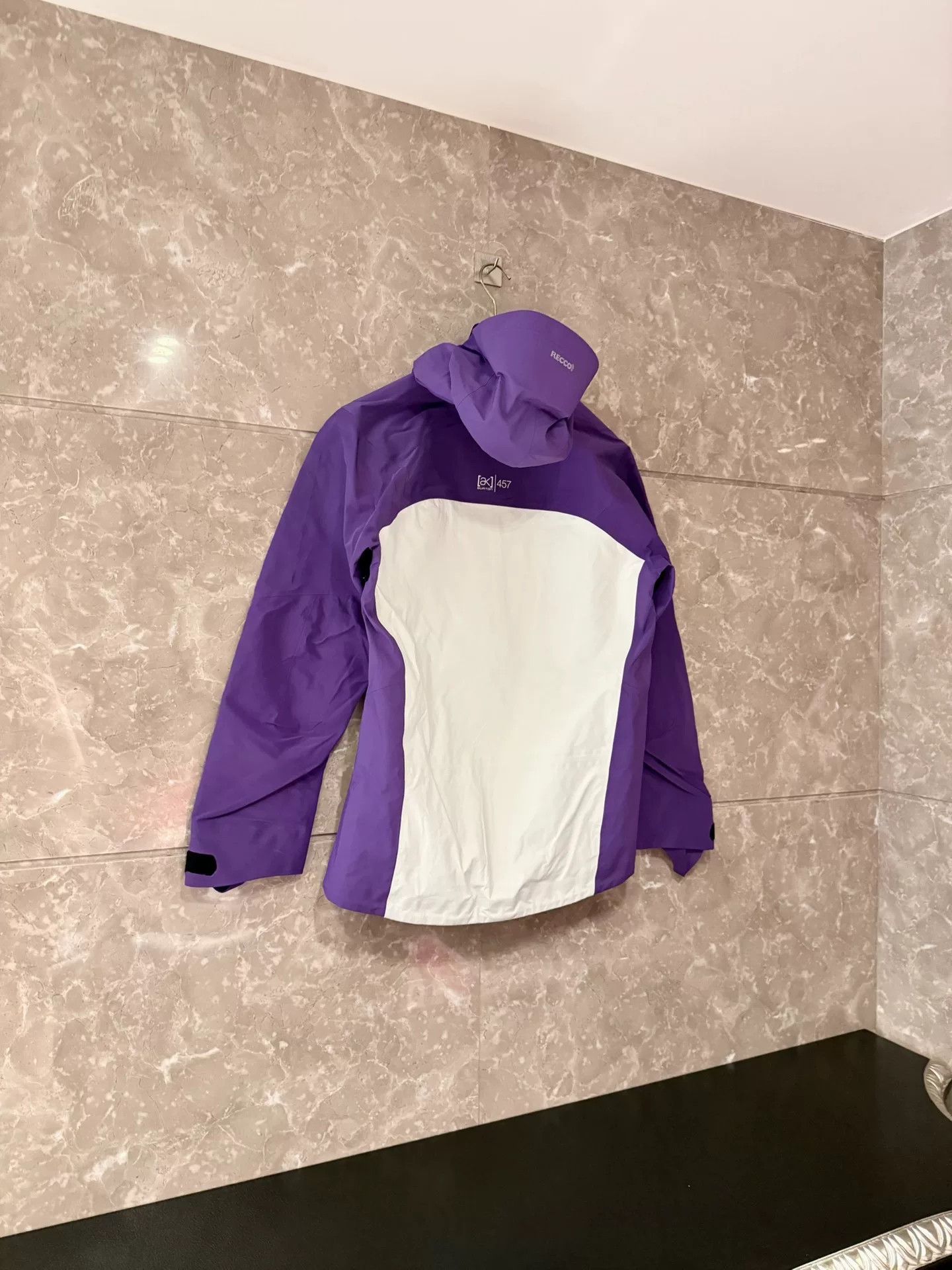 Burton Burton AK457 Limited Purple White Ski Jacket Size XS / US 0-2 / IT 36-38 - 2 Thumbnail