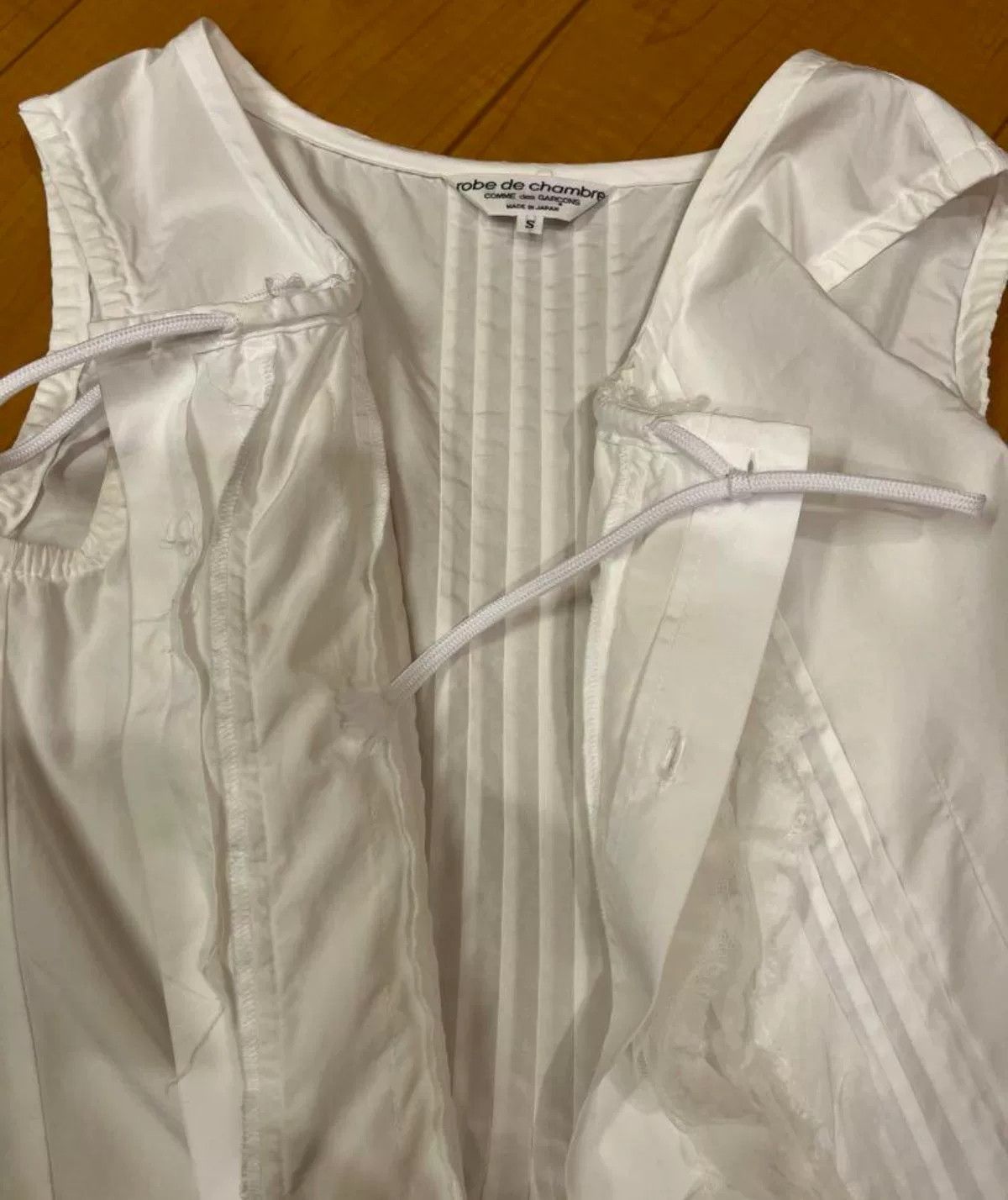 Comme des Garcons Comme des Garçons Sleeveless Lace Top Size S / US 4 / IT 40 - 3 Thumbnail