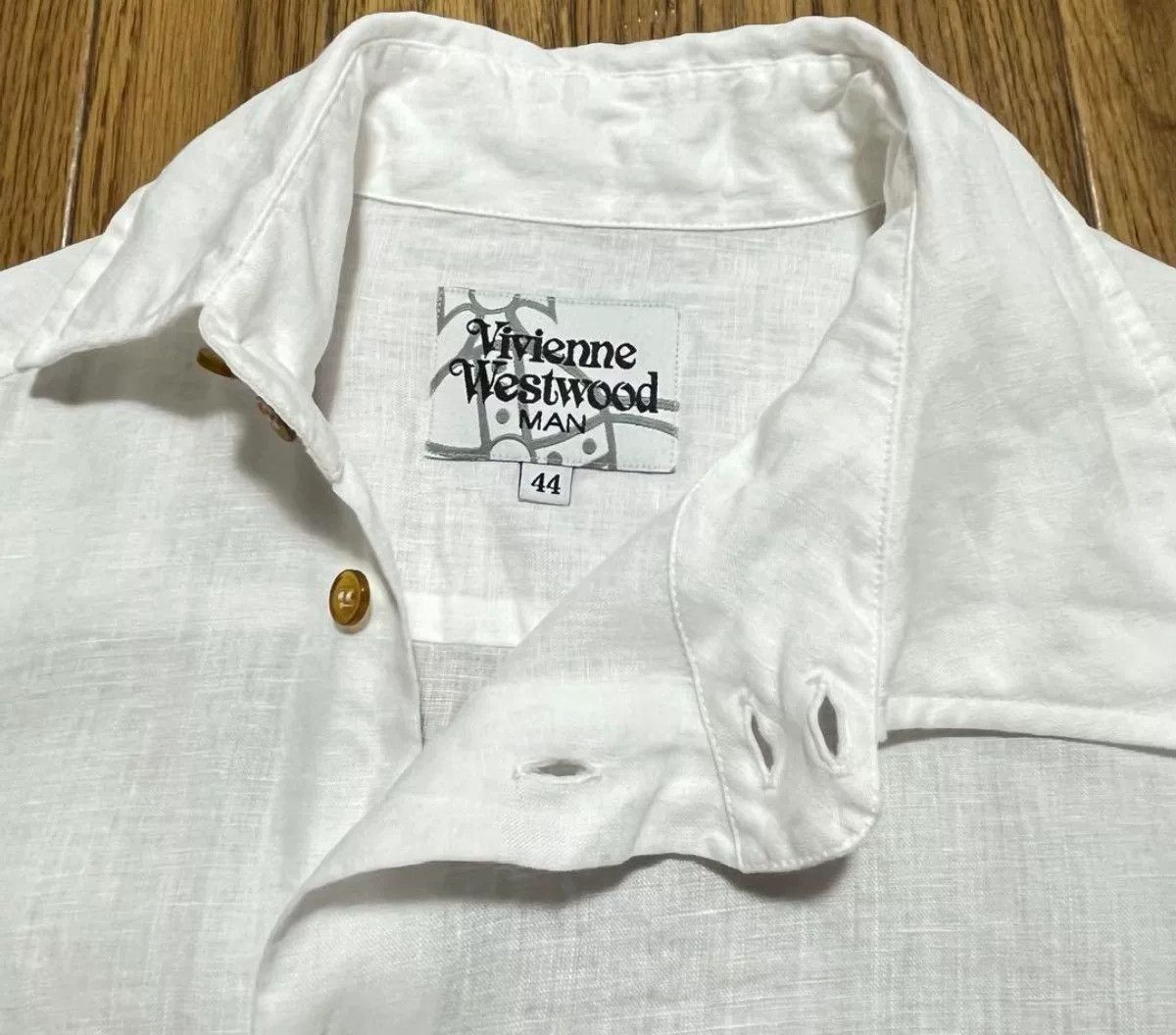 Vivienne Westwood Vivienne Westwood White Linen Orb Shirt Size US S / EU 44-46 / 1 - 6 Thumbnail