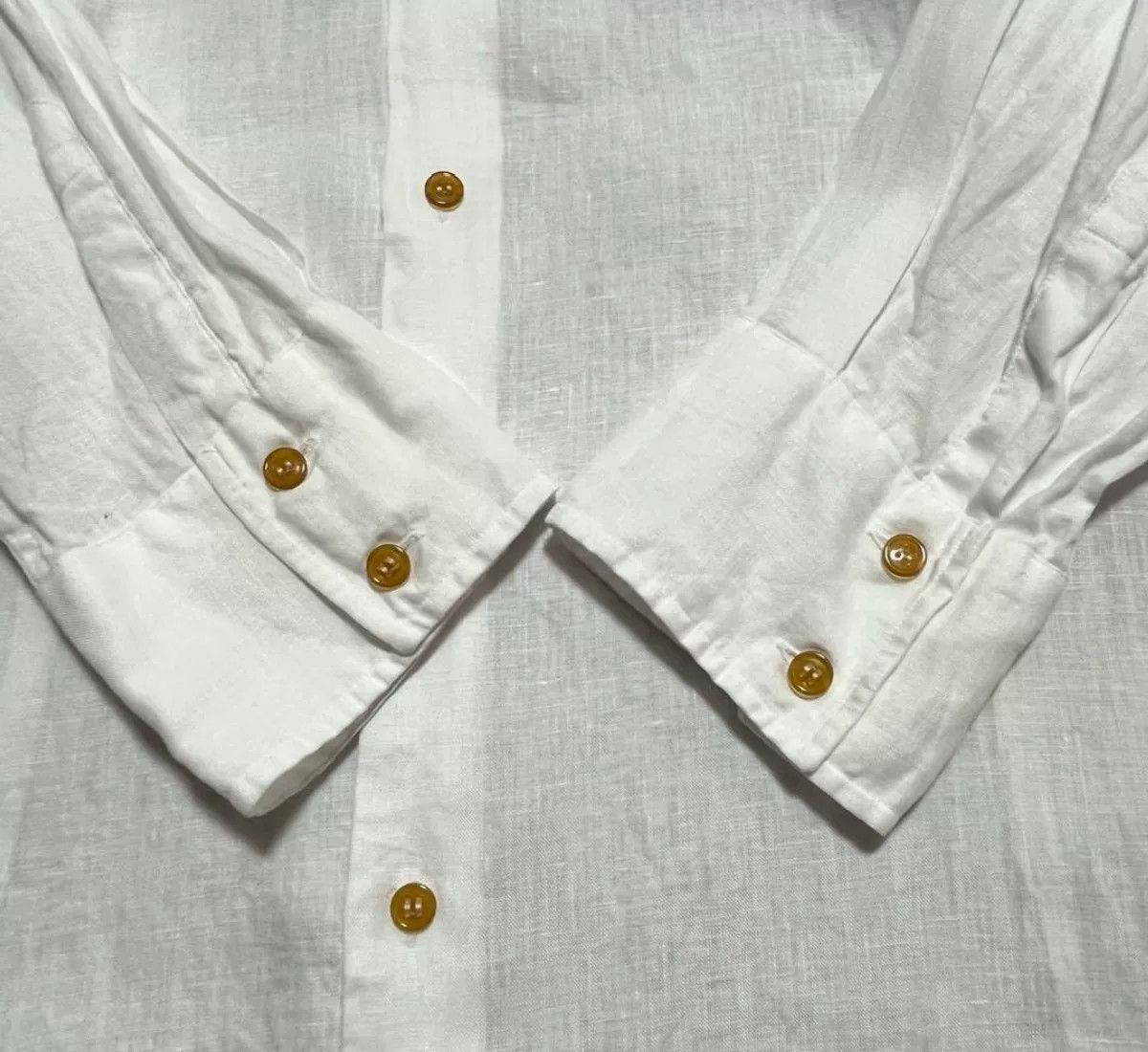 Vivienne Westwood Vivienne Westwood White Linen Orb Shirt Size US S / EU 44-46 / 1 - 7 Thumbnail
