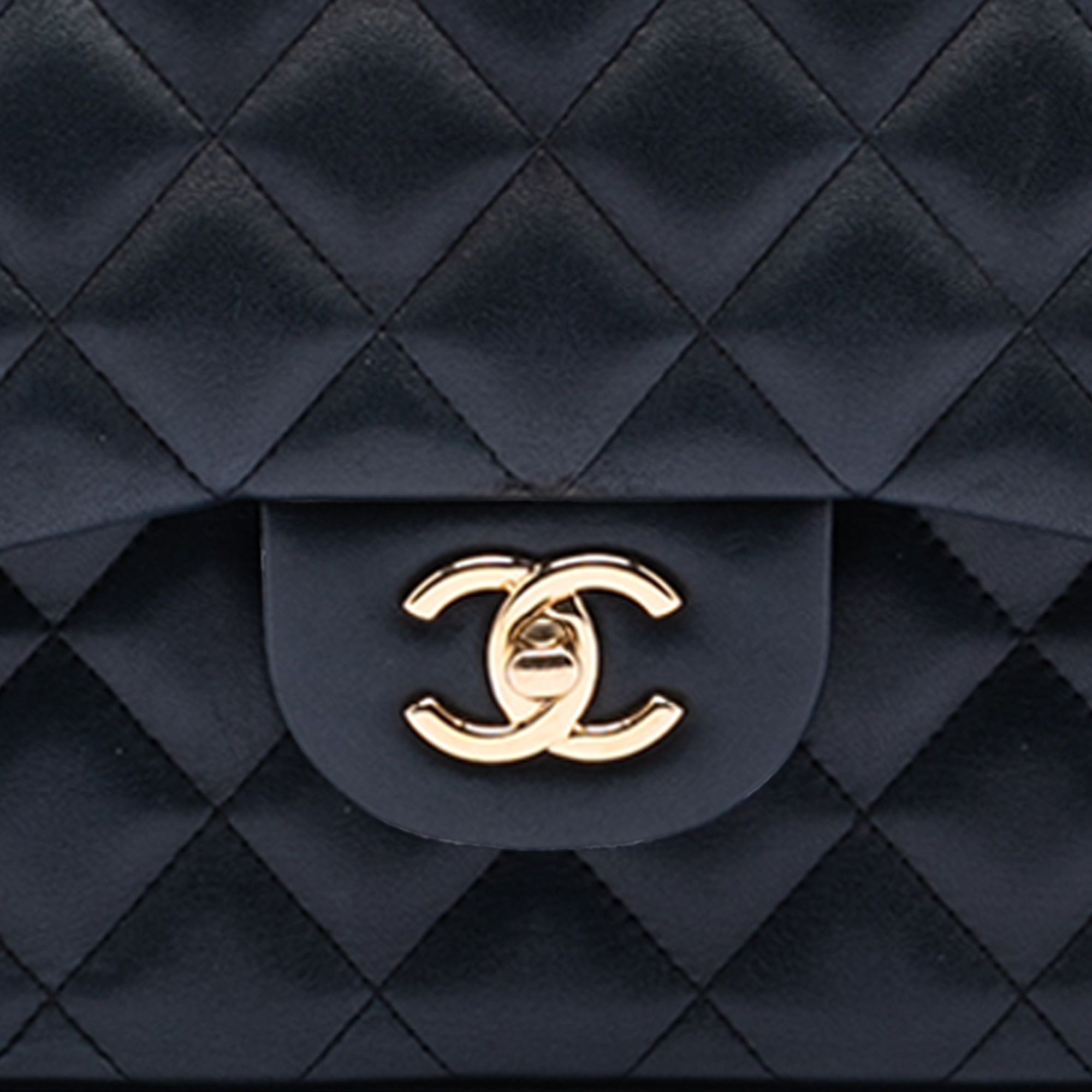 Chanel Chanel Jumbo Classic Lambskin Double Flap Size ONE SIZE - 5 Thumbnail