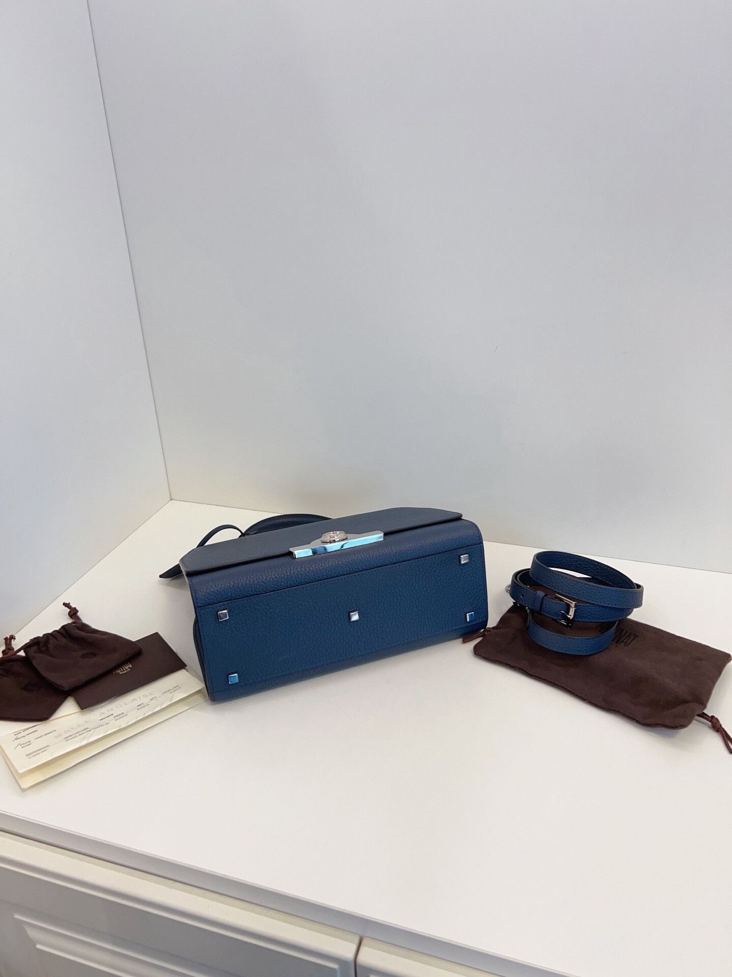 Moynat Pre-loved Bag Very good condition Size ONE SIZE - 5 Thumbnail