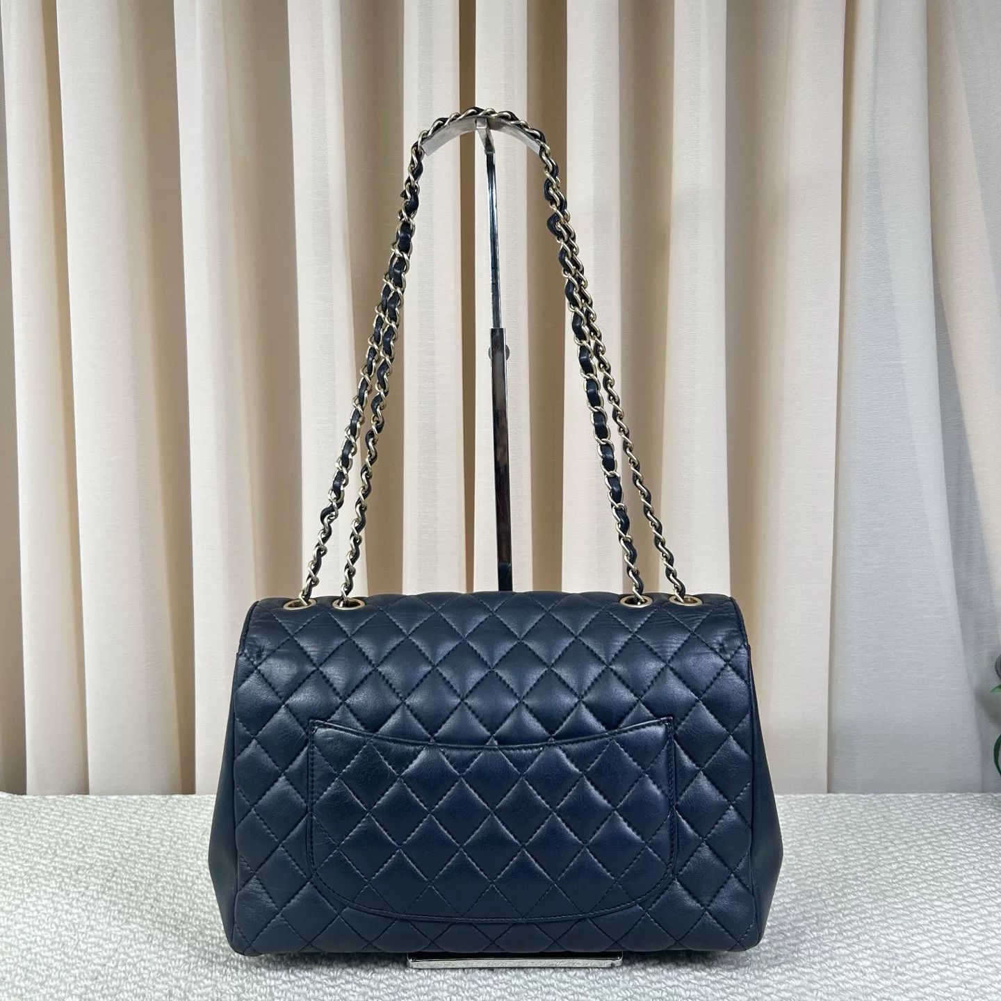 Chanel Pre-loved Bag Very good condition Size ONE SIZE - 2 Thumbnail