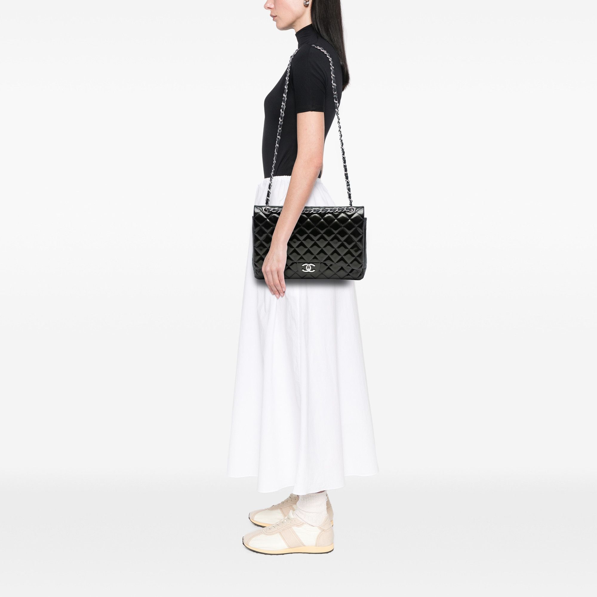 Chanel Chanel Maxi Classic Striped Patent Double Flap Size ONE SIZE - 7 Thumbnail
