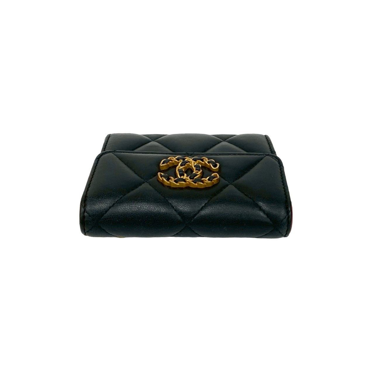 Chanel Chanel CHANEL Chanel19 Lambskin Trifold Wallet Leather Short Wallet DUTY FREE for USA Size ONE SIZE - 4 Thumbnail