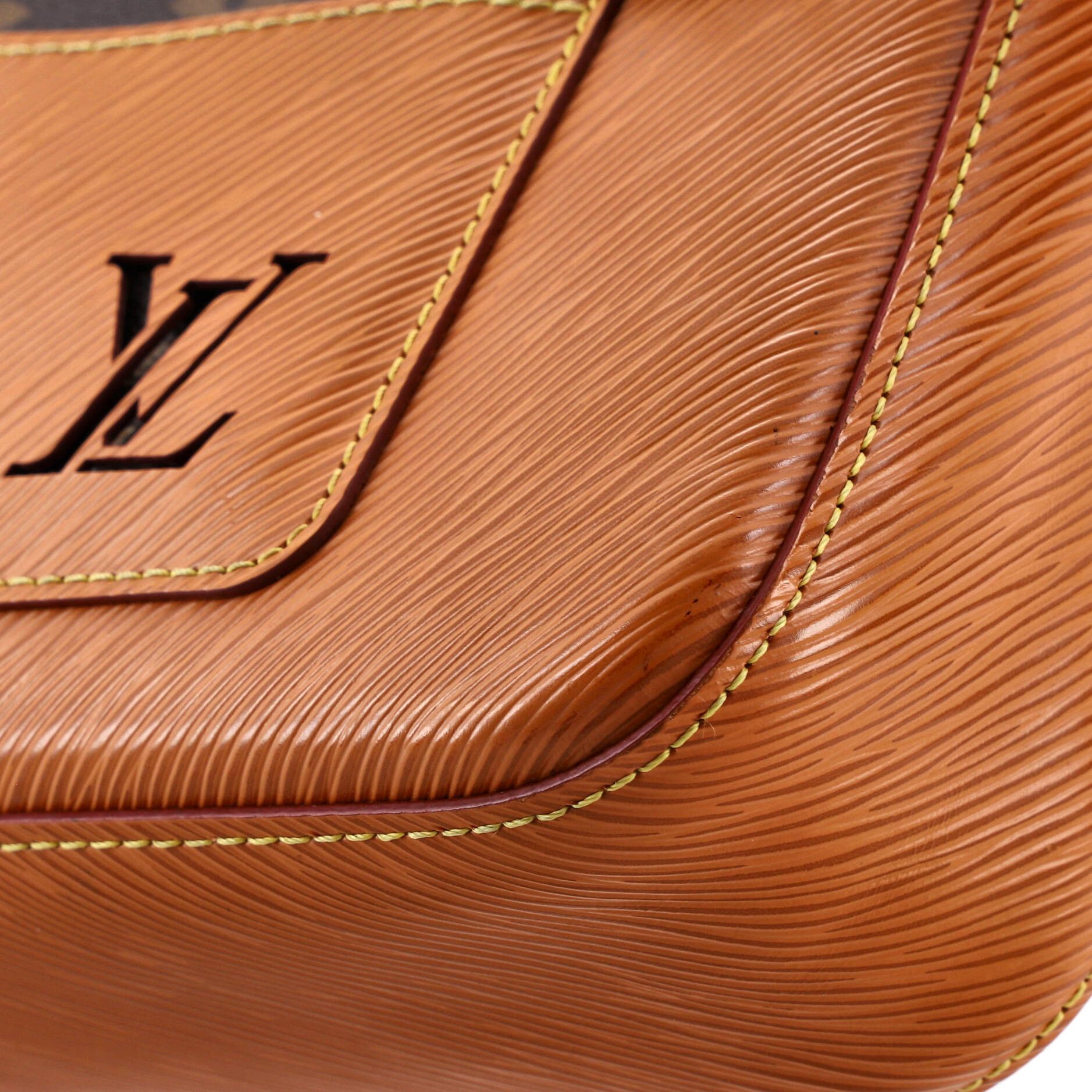 Louis Vuitton Marelle Handbag Size ONE SIZE - 7 Thumbnail