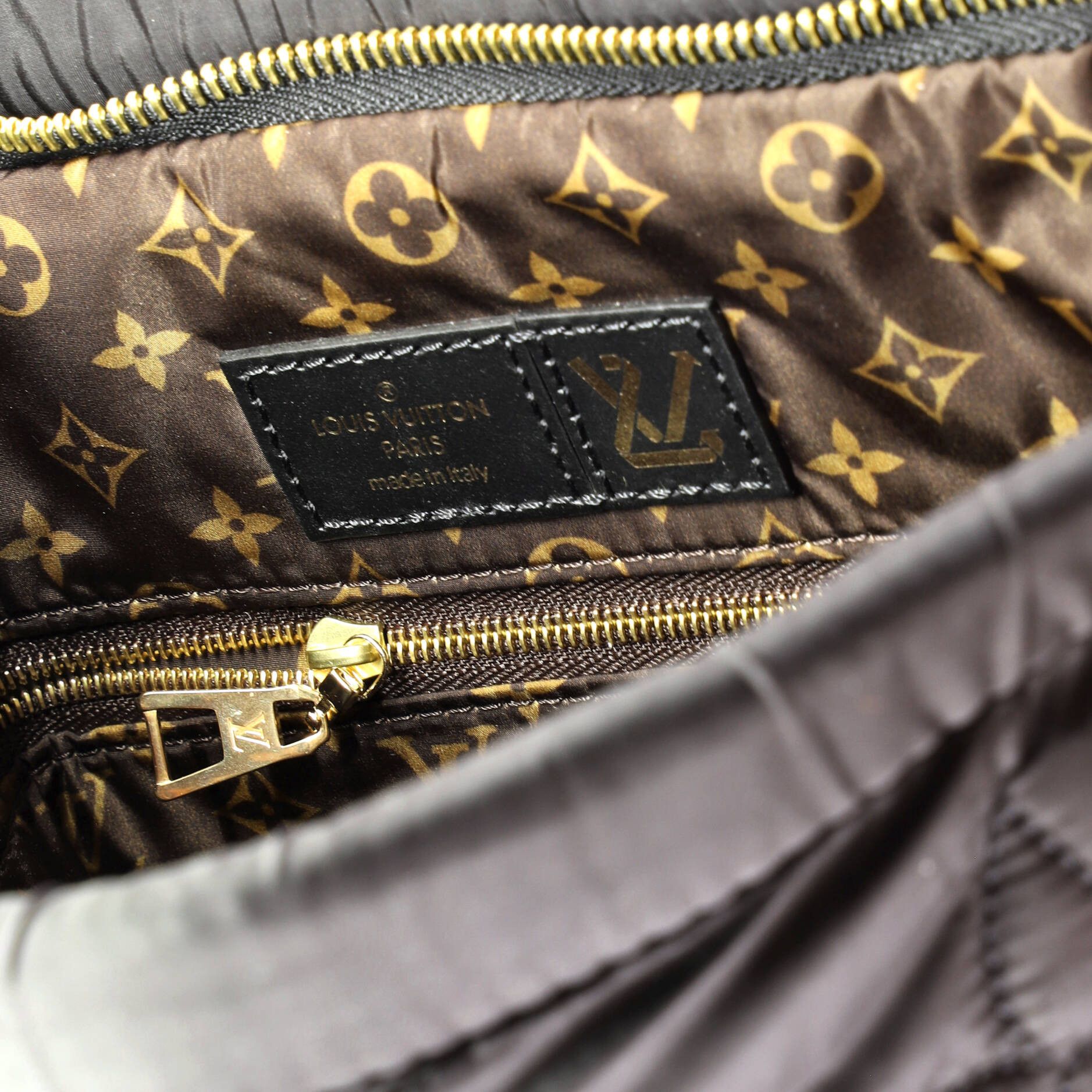 Louis Vuitton Pillow Backpack Size ONE SIZE - 6 Thumbnail