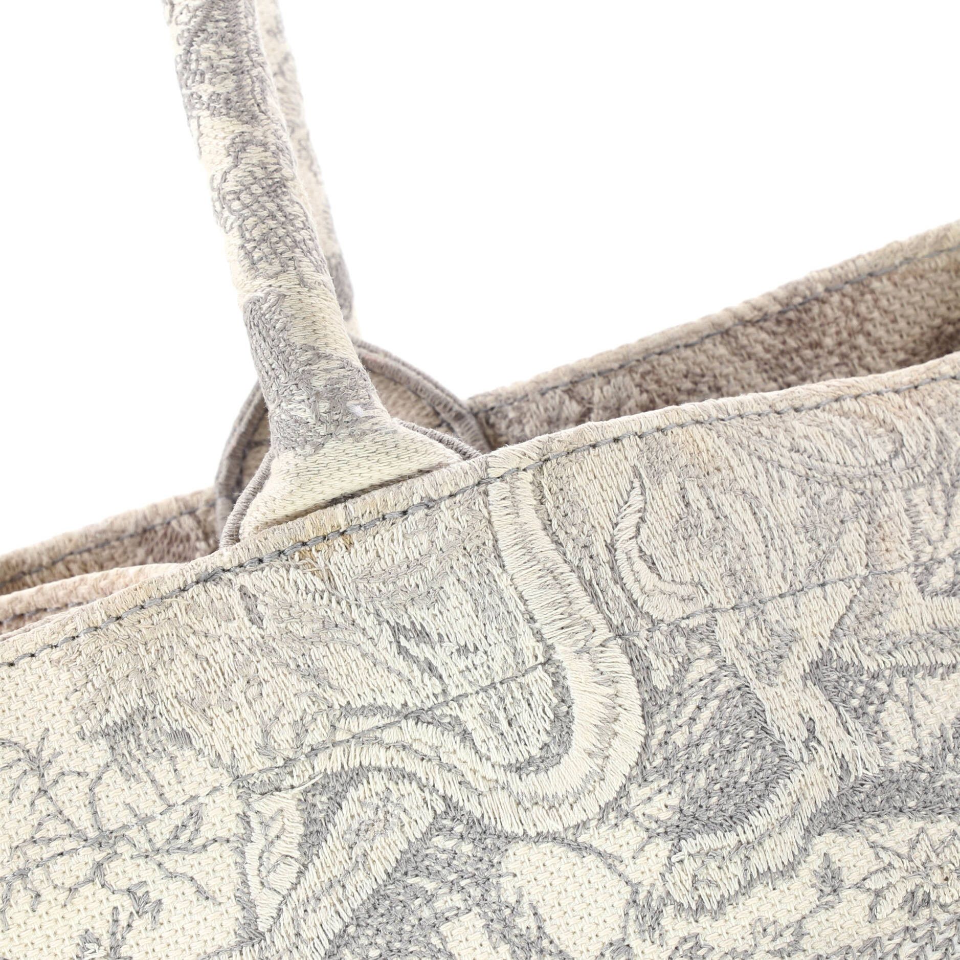 Dior Book Tote Size ONE SIZE - 8 Thumbnail