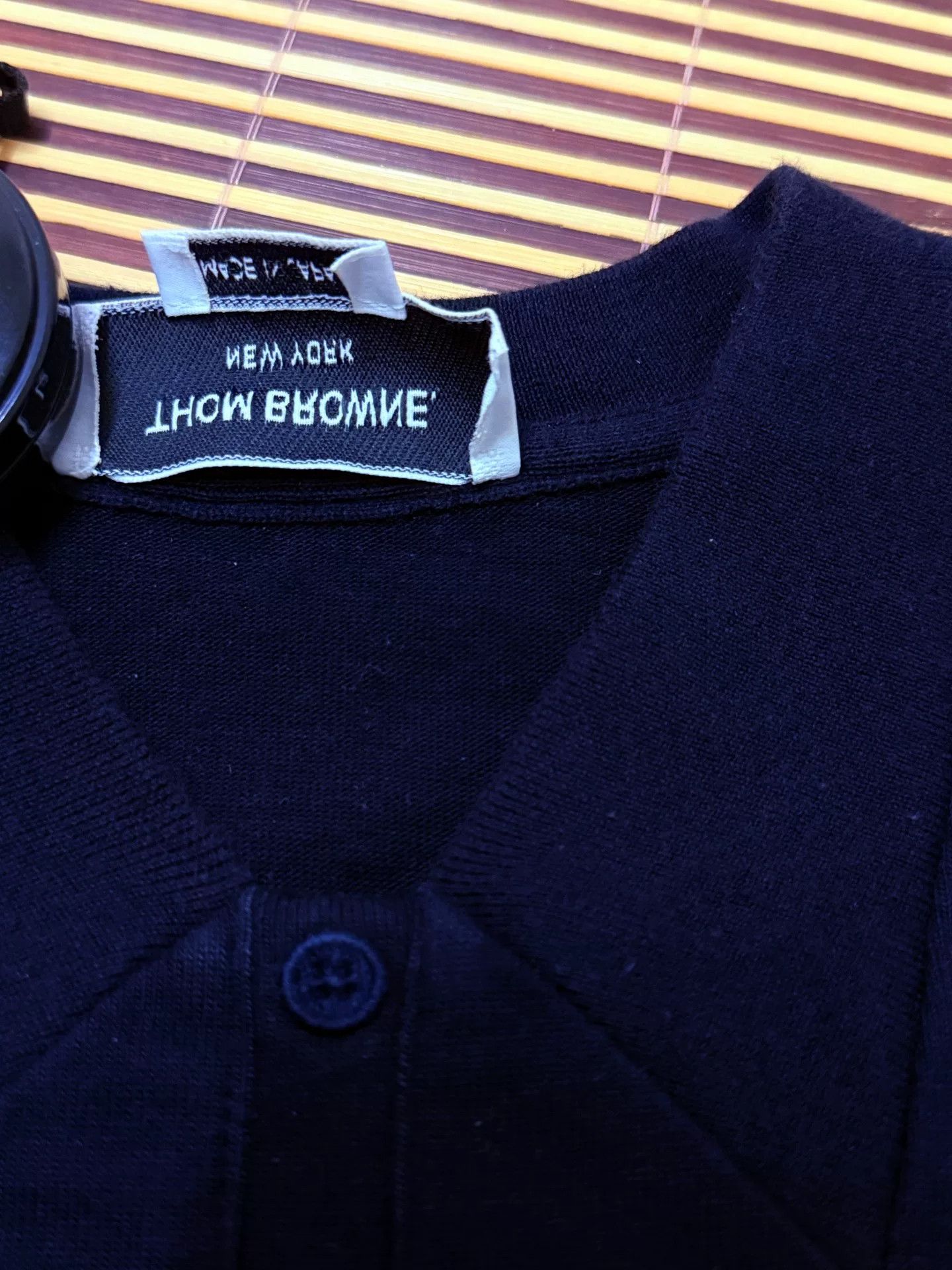 Vintage Vintage Thom Browne T-Shirt Unique Design Size US M / EU 48-50 / 2 - 4 Thumbnail