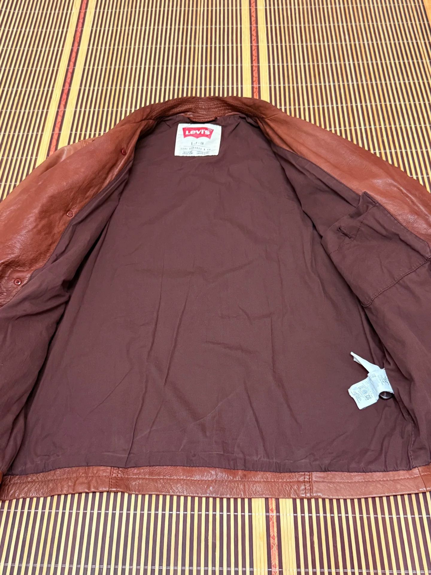 Vintage Vintage Levi's Goat Leather Jacket Size US M / EU 48-50 / 2 - 3 Thumbnail