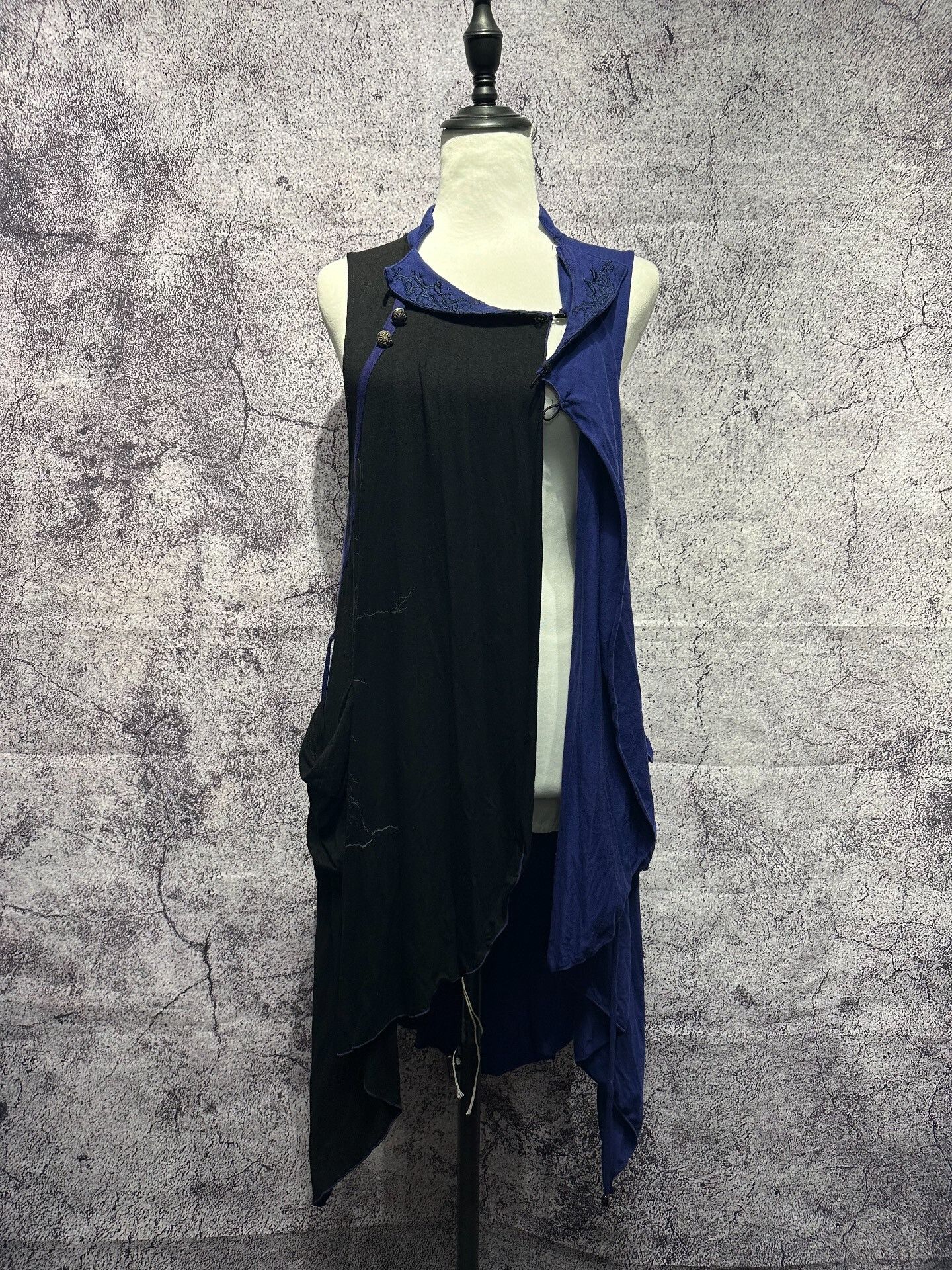 Vivienne Westwood Layered Tail Hem Embroidered Vest Size L / US 10 / IT 46 - 4 Thumbnail