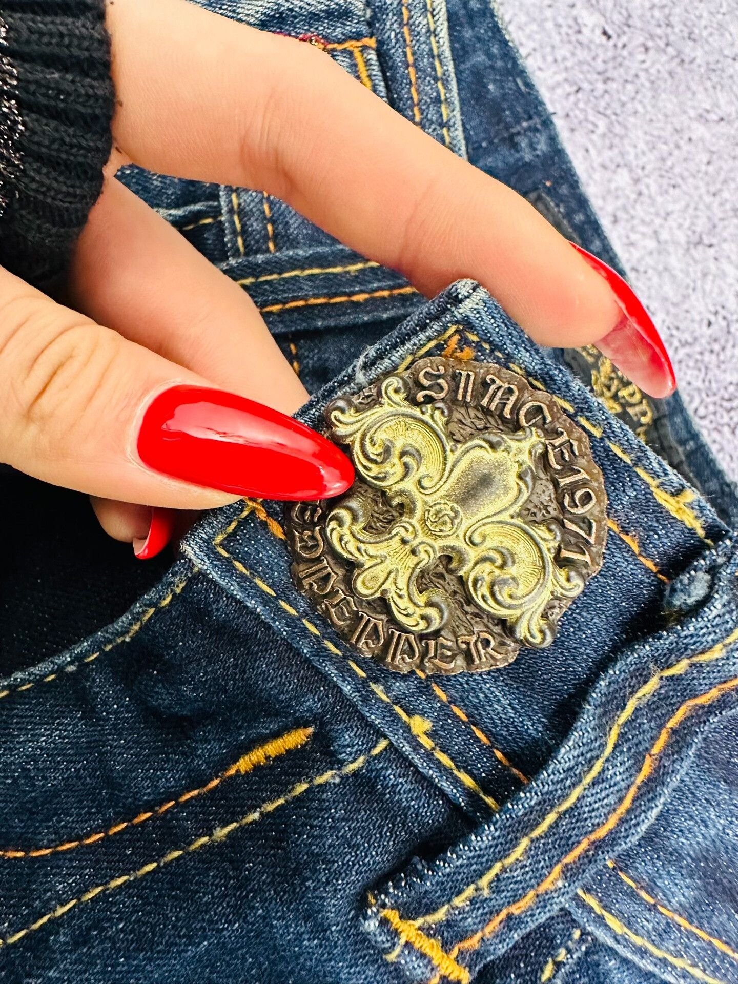 Rock Revival Distressed Denim Pants with Embroidery Details Size 24" / US 00 / IT 34 - 7 Thumbnail