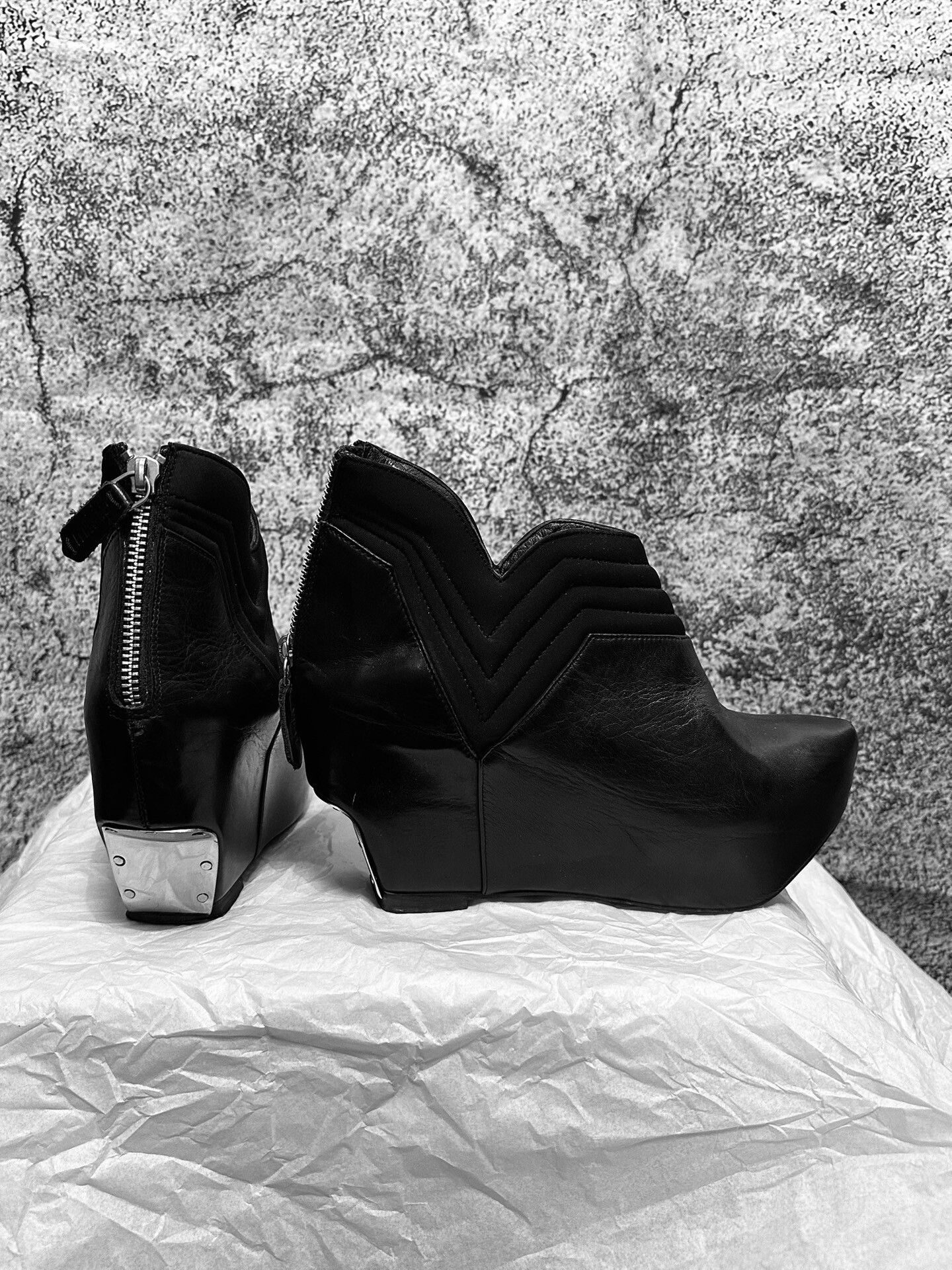 Rick Owens Rick Owens Black Platform Ankle Boots Size US 6 / IT 36 - 6 Thumbnail