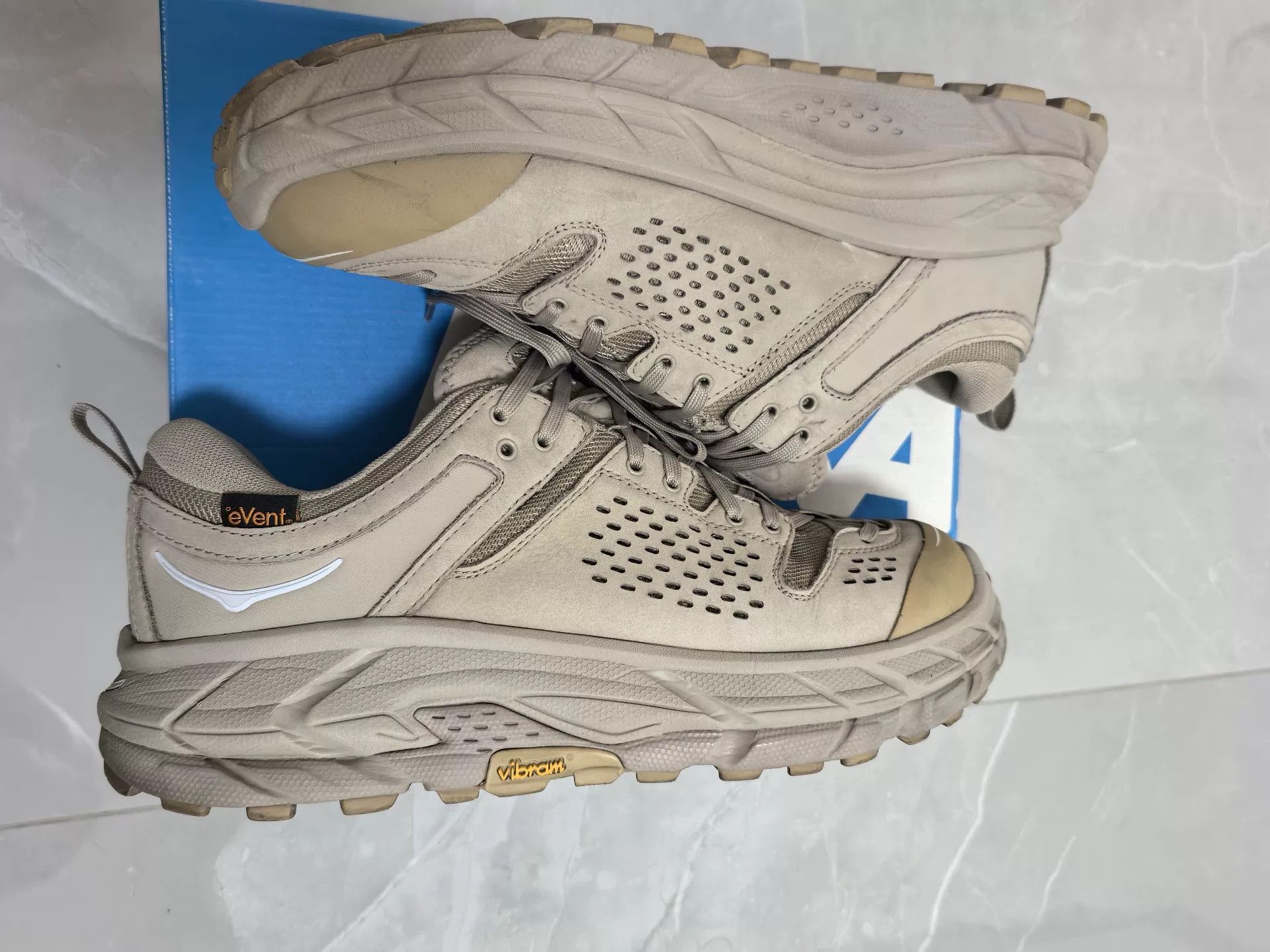 Hoka Hoka One One Ultra Low Sand Color Size US 11 / EU 44 - 4 Thumbnail