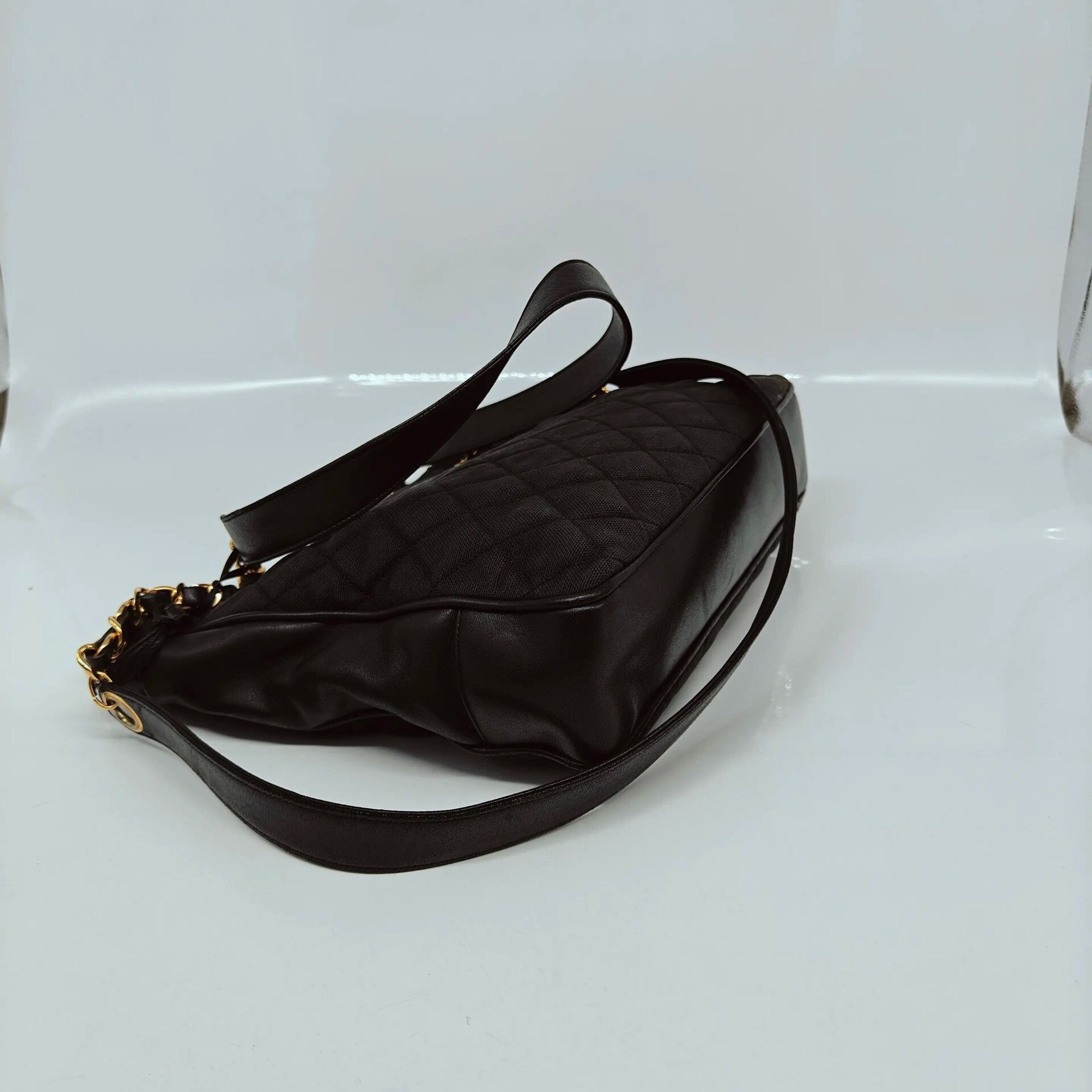 Chanel Pre-loved Bag Very good condition Size ONE SIZE - 7 Thumbnail