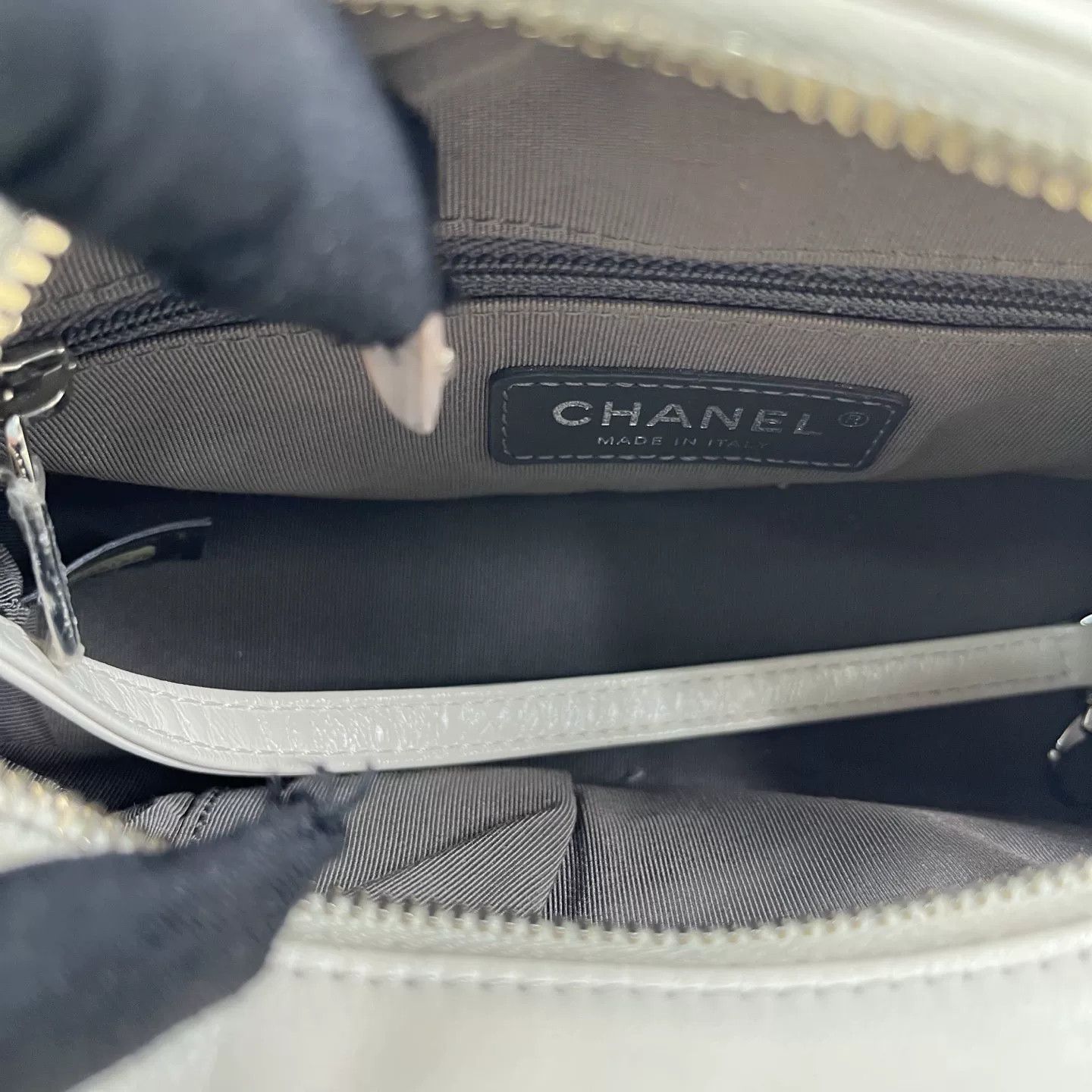 Chanel Pre-loved Bag Very good condition Size ONE SIZE - 4 Thumbnail