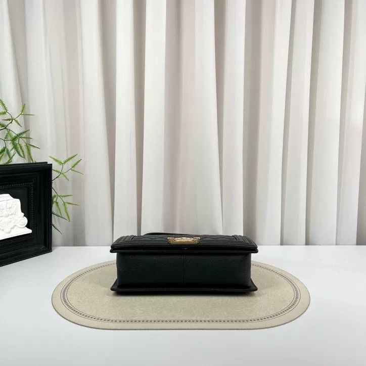 Chanel Pre-loved Bag Very good condition Size ONE SIZE - 3 Thumbnail