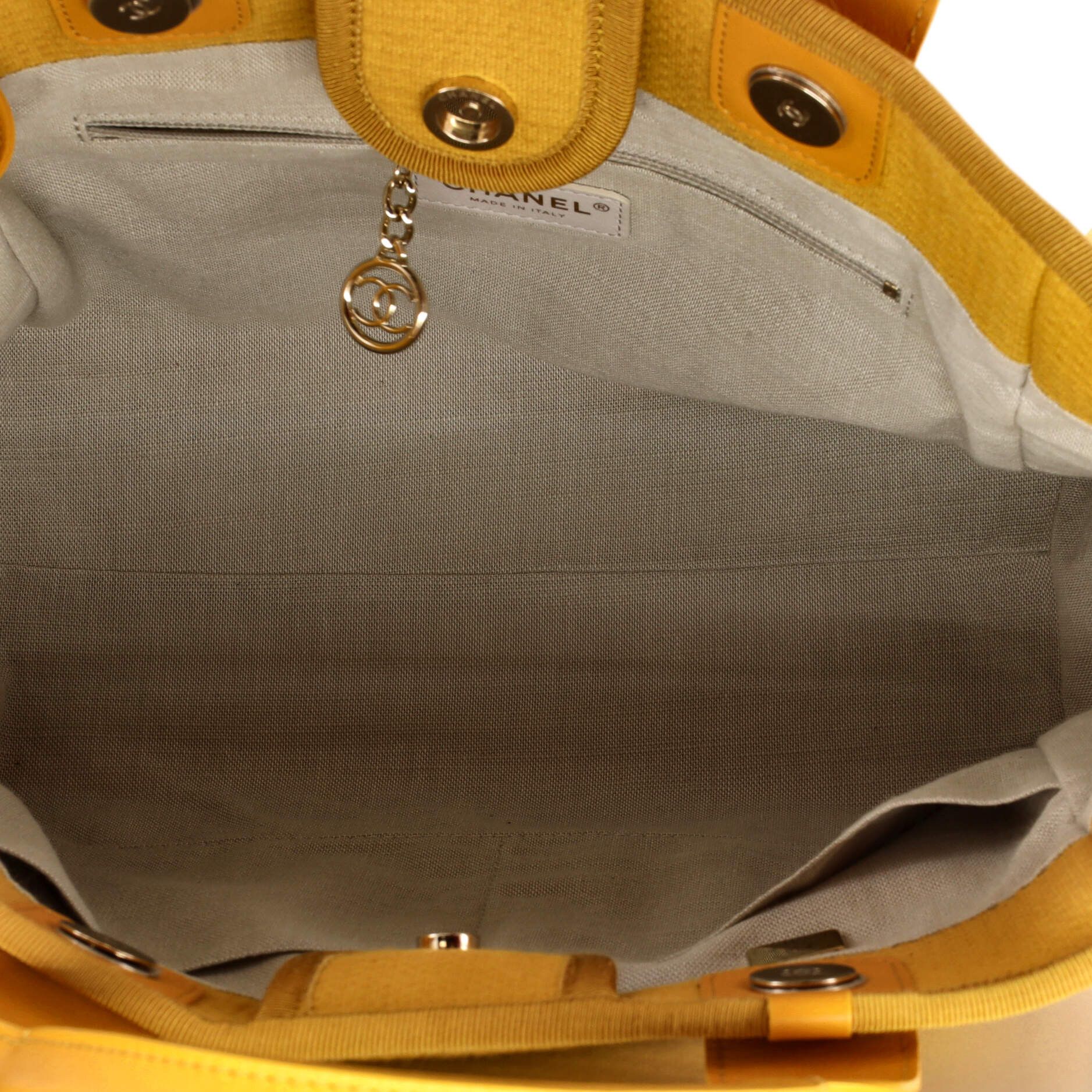 Chanel Deauville NM Tote Size ONE SIZE - 6 Thumbnail