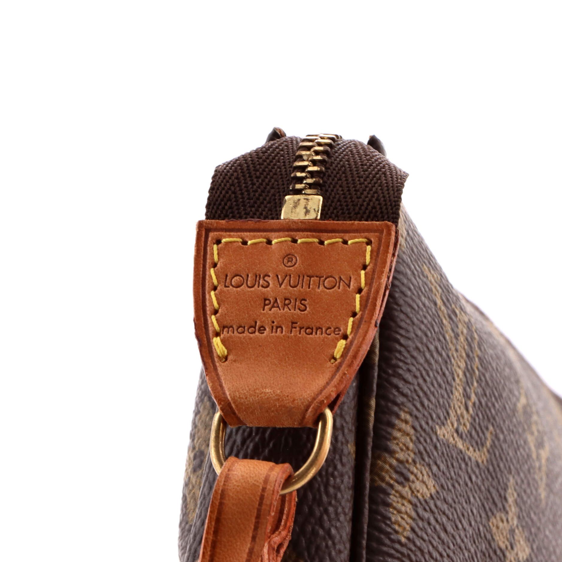 Louis Vuitton Pochette Accessoires Size ONE SIZE - 8 Thumbnail