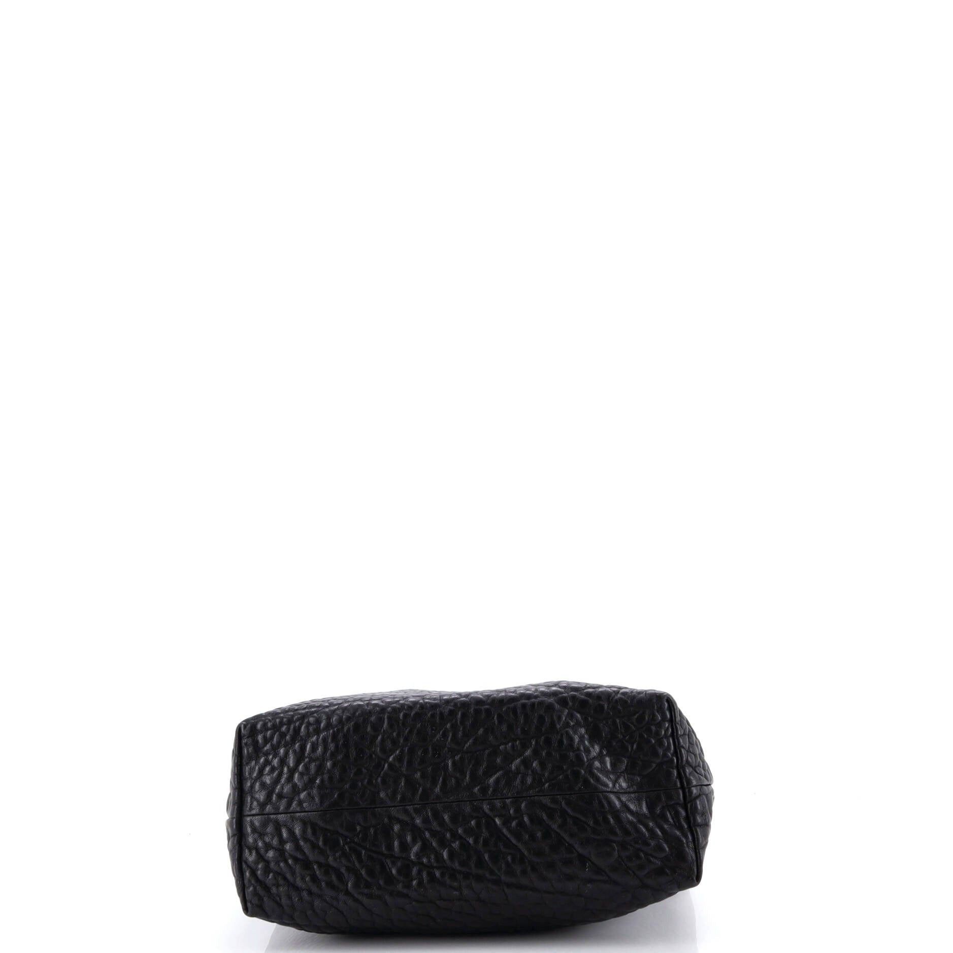 Prada Triangle Shoulder Bag Size ONE SIZE - 4 Thumbnail
