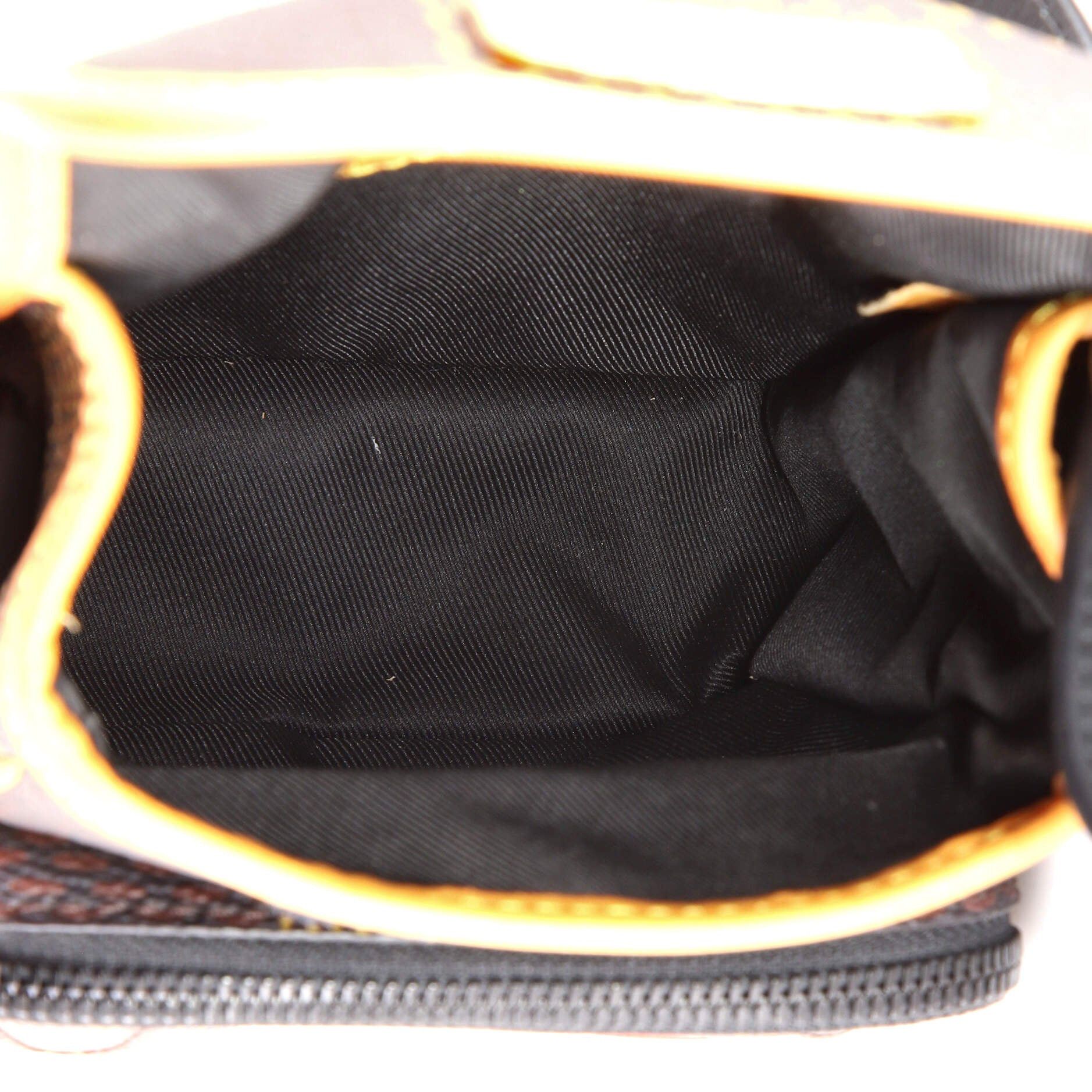 Louis Vuitton Nigo Amazone Messenger Bag Size ONE SIZE - 5 Thumbnail