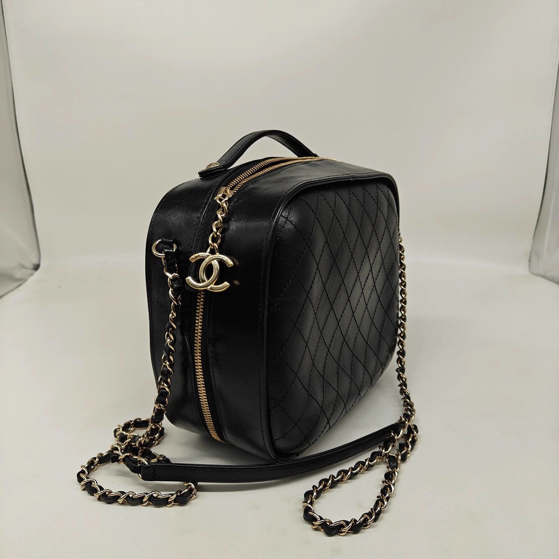 Chanel Pre-loved Bag Very good condition Size ONE SIZE - 2 Thumbnail