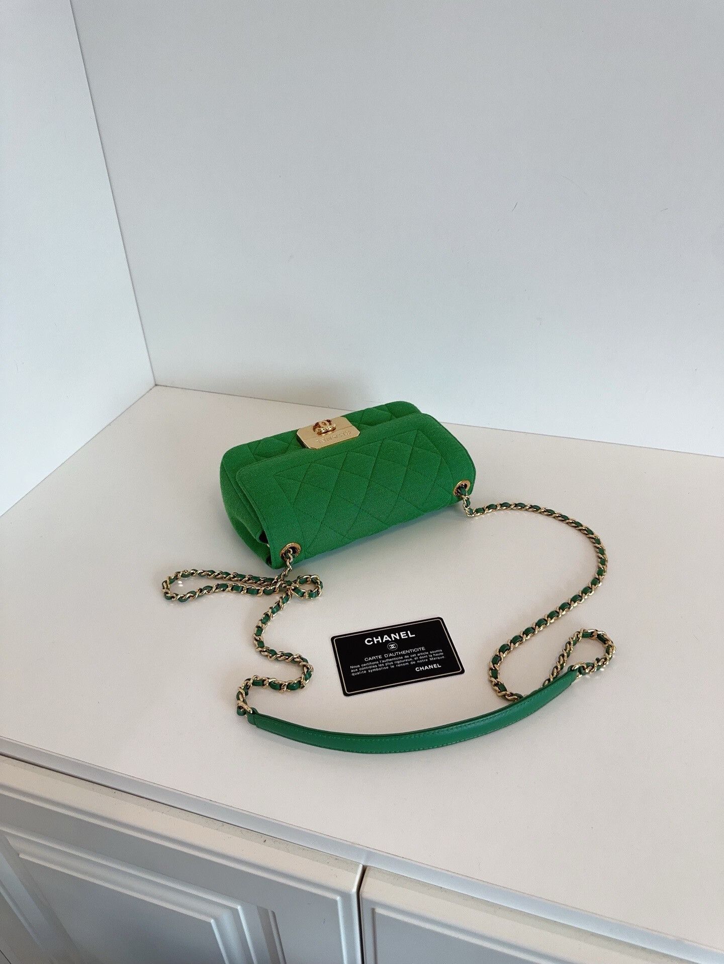 Chanel Pre-loved Bag Very good condition Size ONE SIZE - 7 Thumbnail