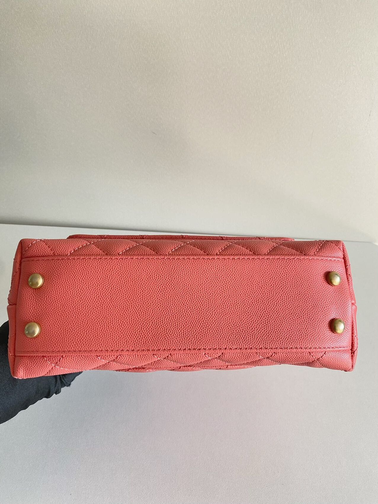 Chanel Pre-loved Bag Very good condition Size ONE SIZE - 9 Thumbnail