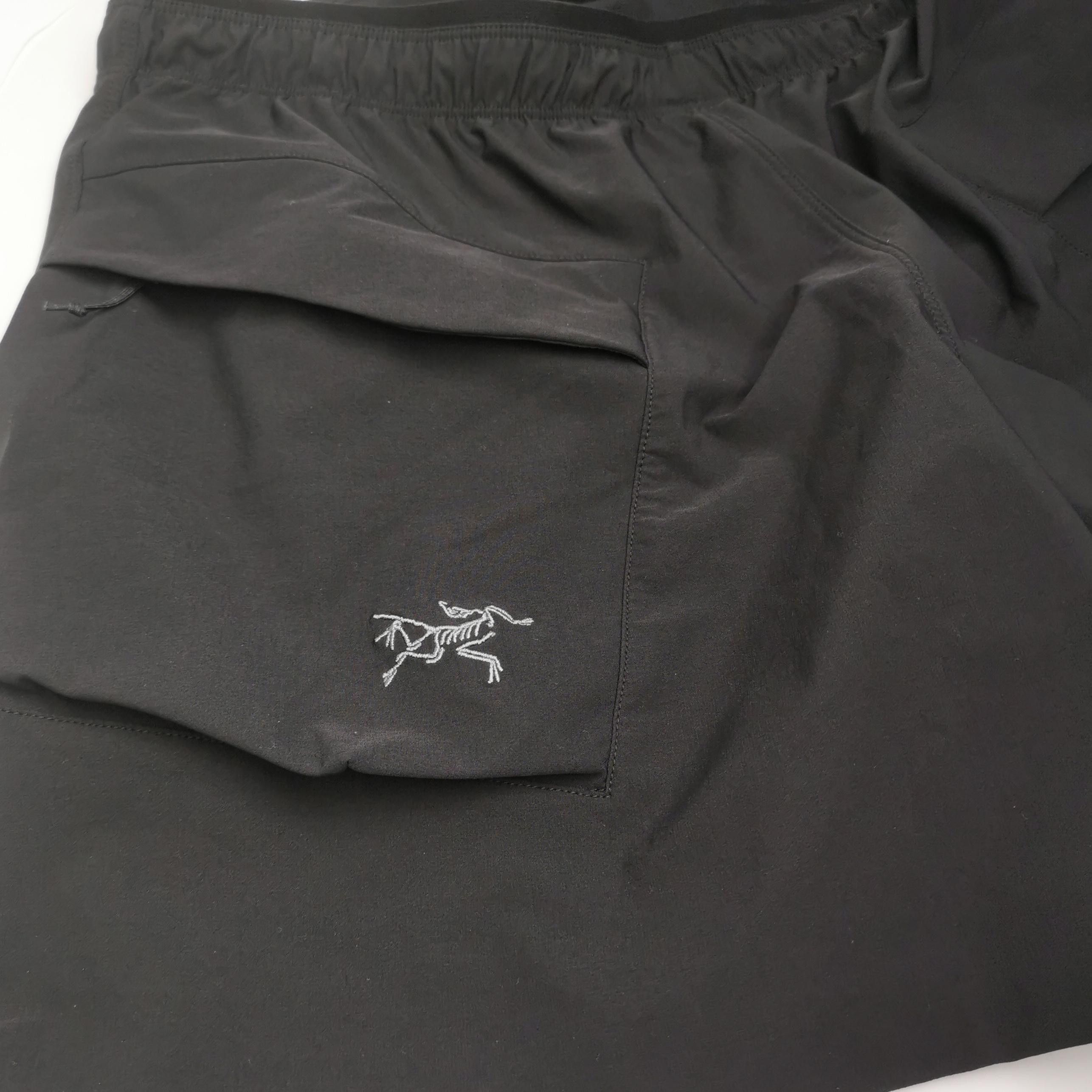 Arc'teryx Arc'teryx Gramma Utility Logo Embroidered Shorts Size 28" / US 6 / IT 42 - 5 Thumbnail
